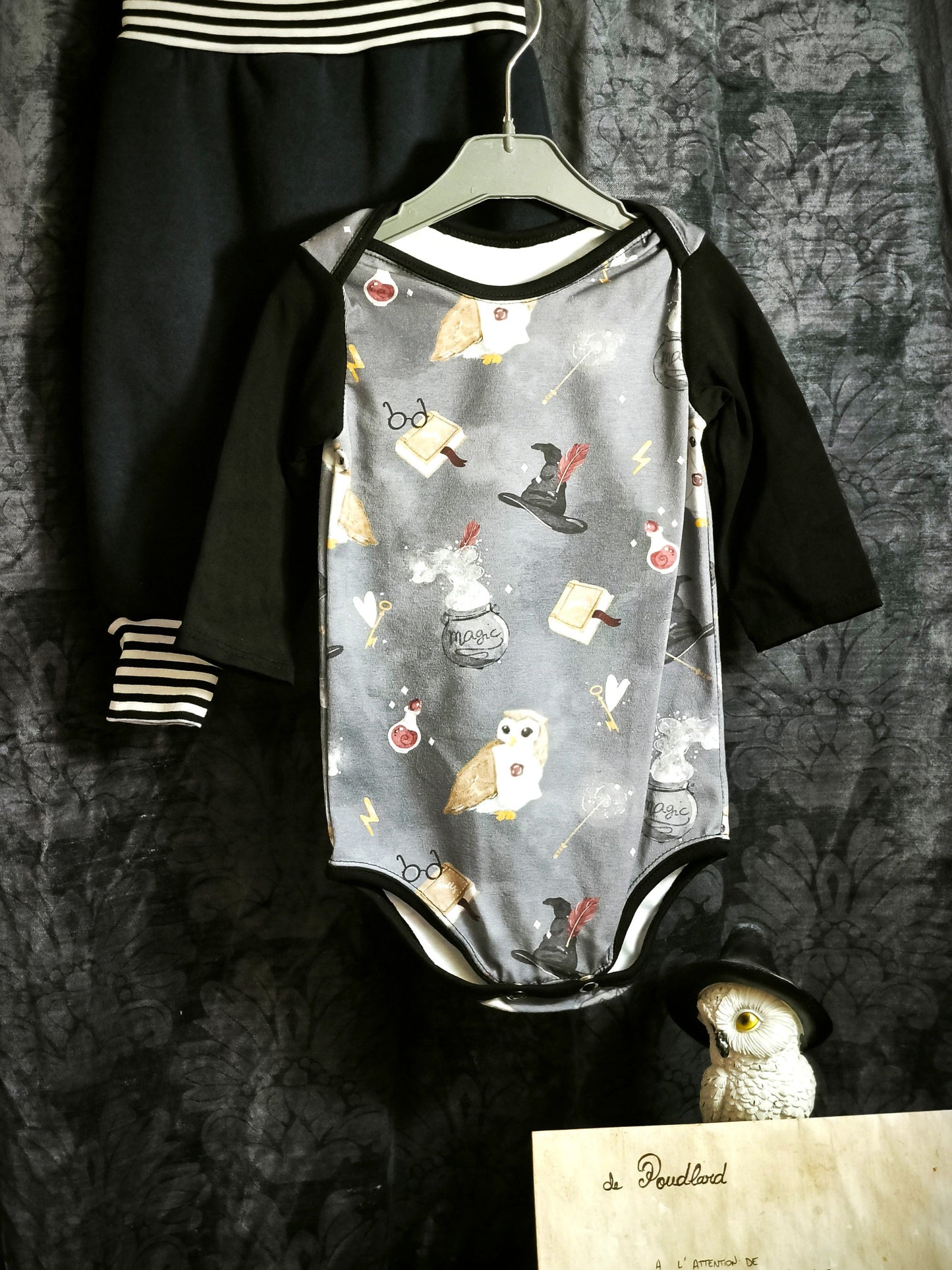 AV MODIF Body bébé "Petit Enchanteur" – Bleu & noir T.74cm/12 mois