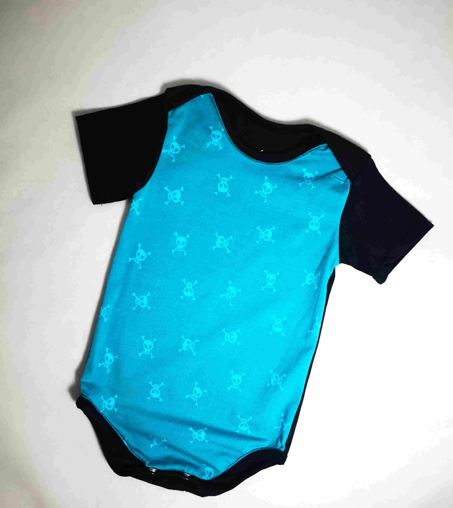 Body crânes bleux T.62CM/ 6m