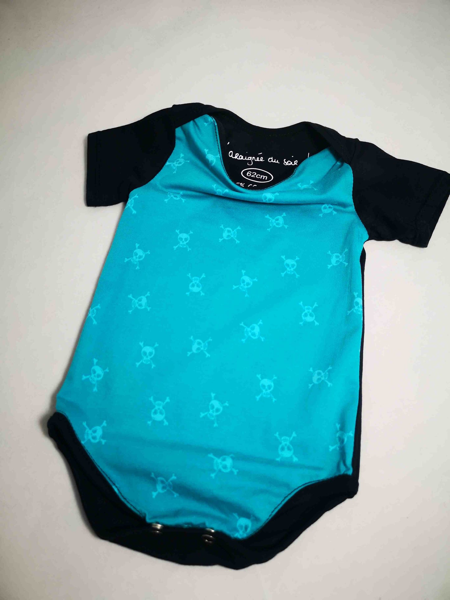 Body crânes bleux T.62CM/ 6m