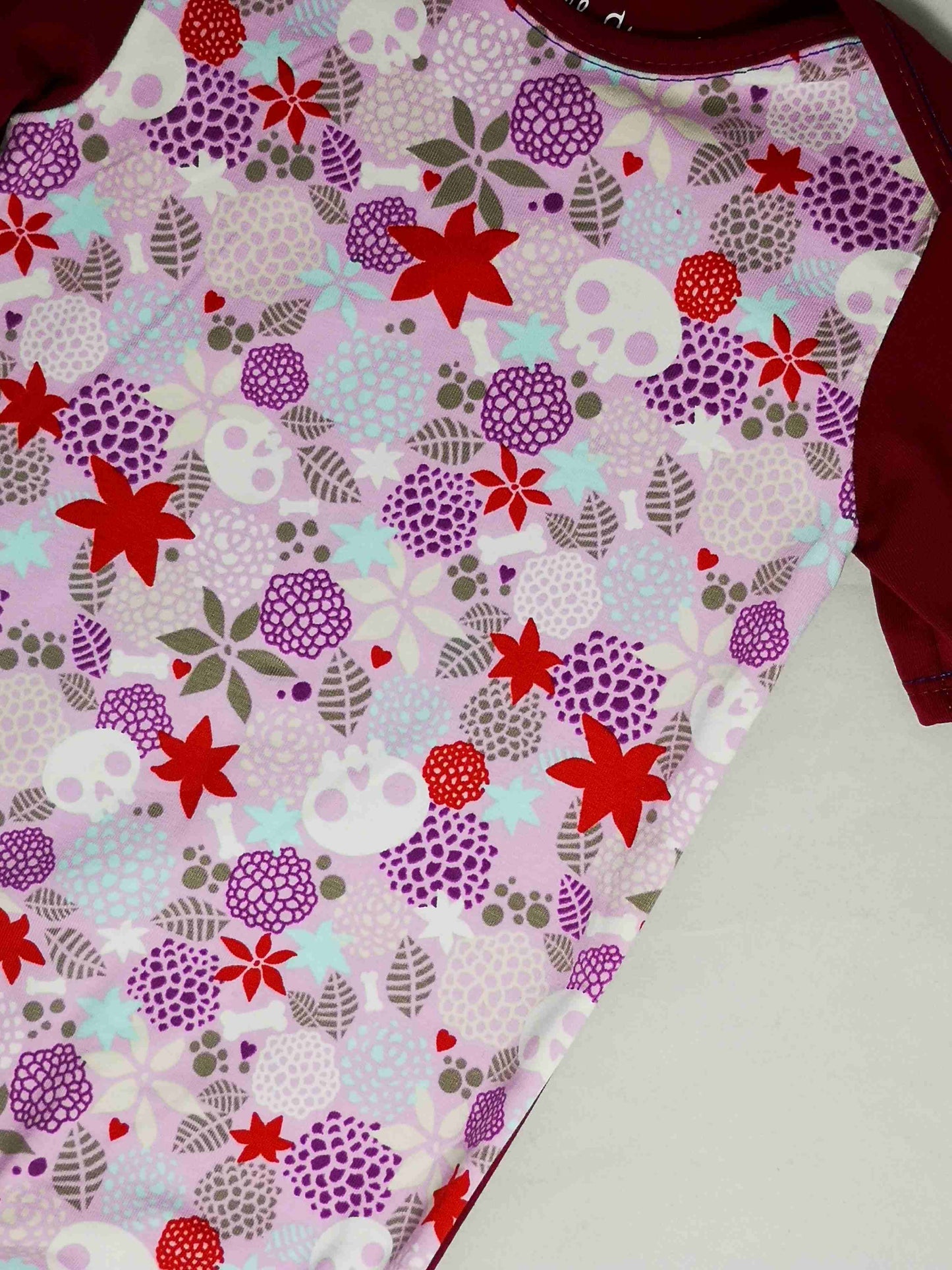 Body bébé crânes et fleurs T.12m/74cm