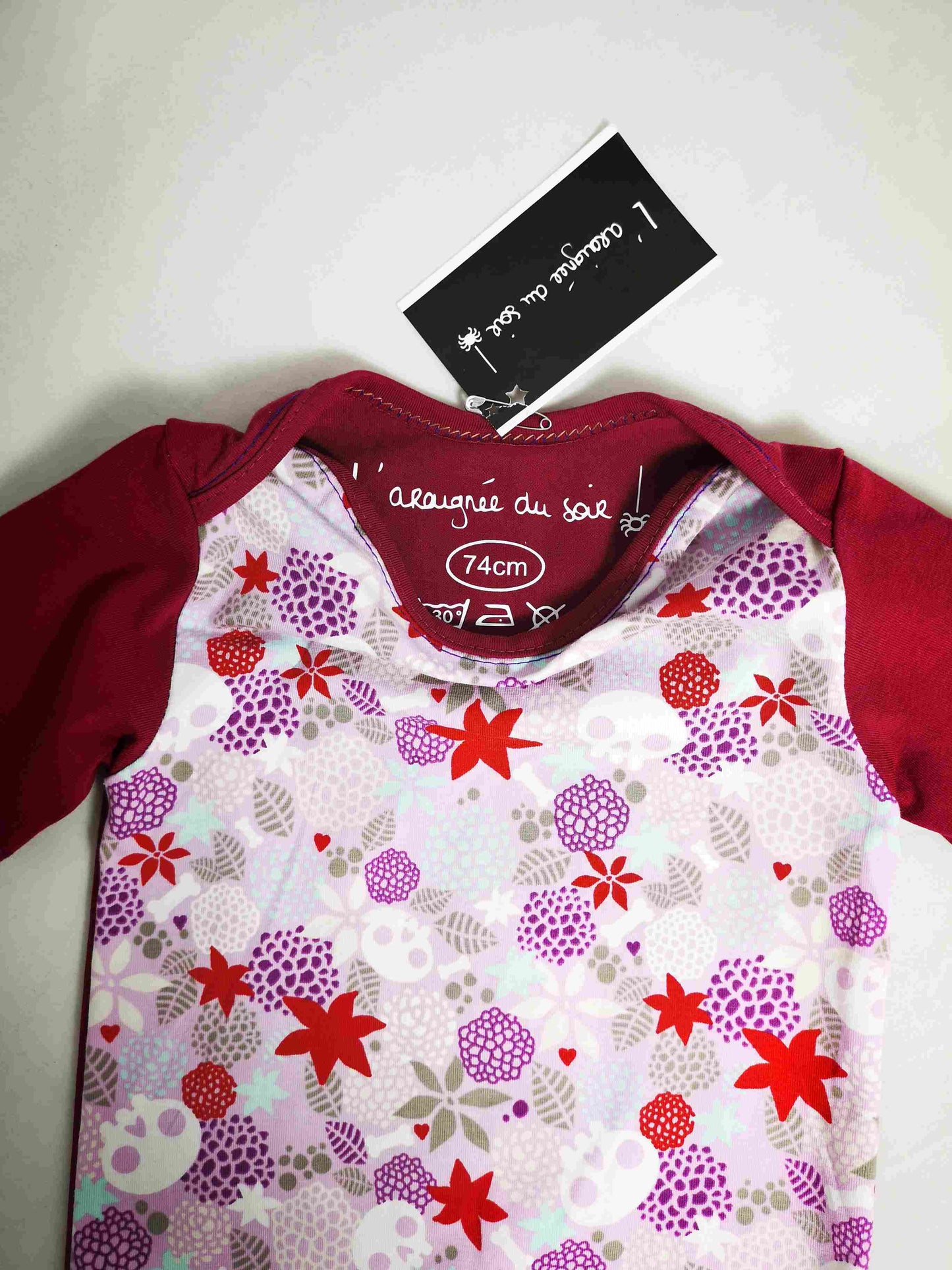 Body bébé crânes et fleurs T.12m/74cm
