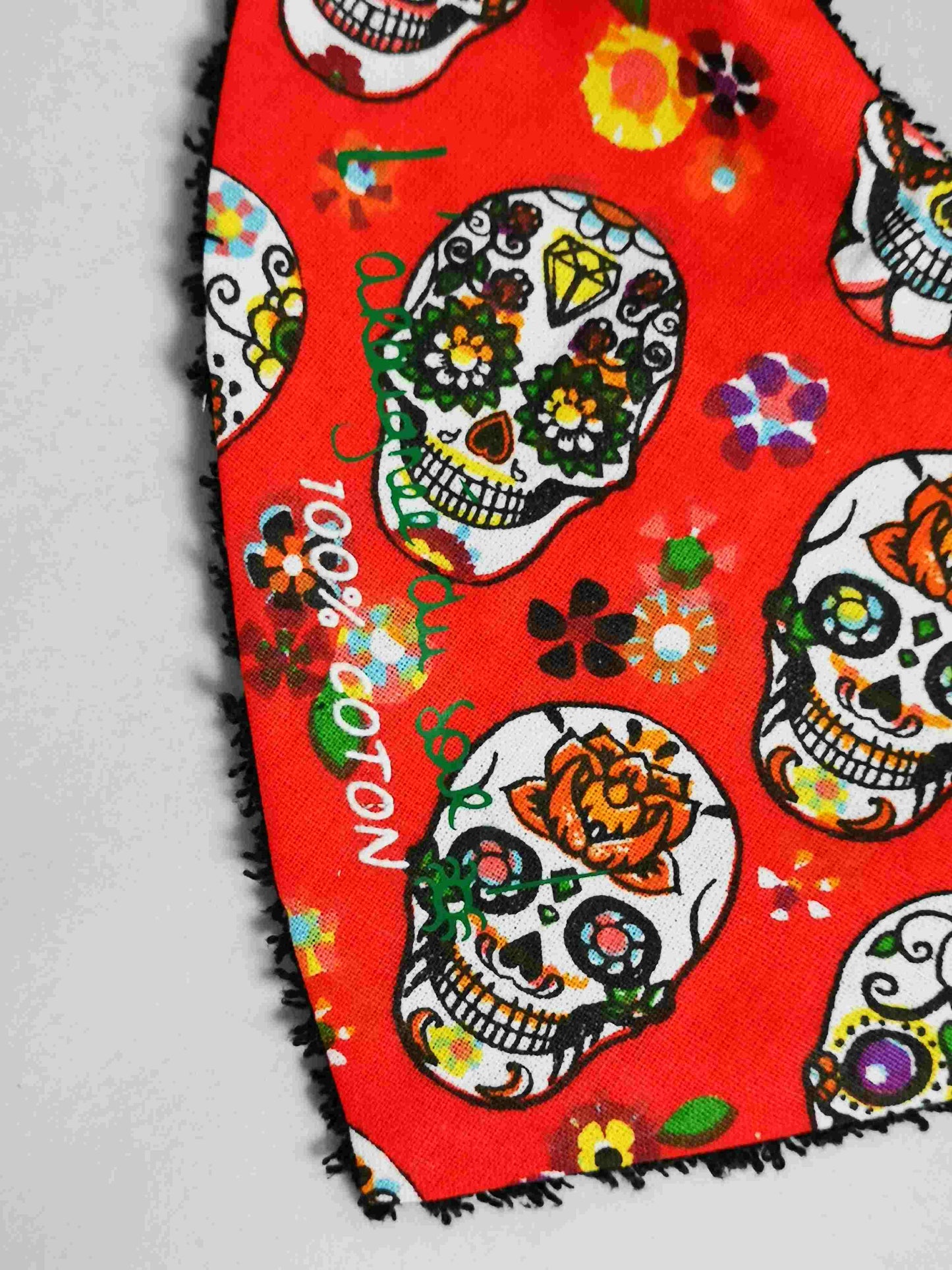 Duo Bavoir et Lingettes Lavables Calaveras en rouge
