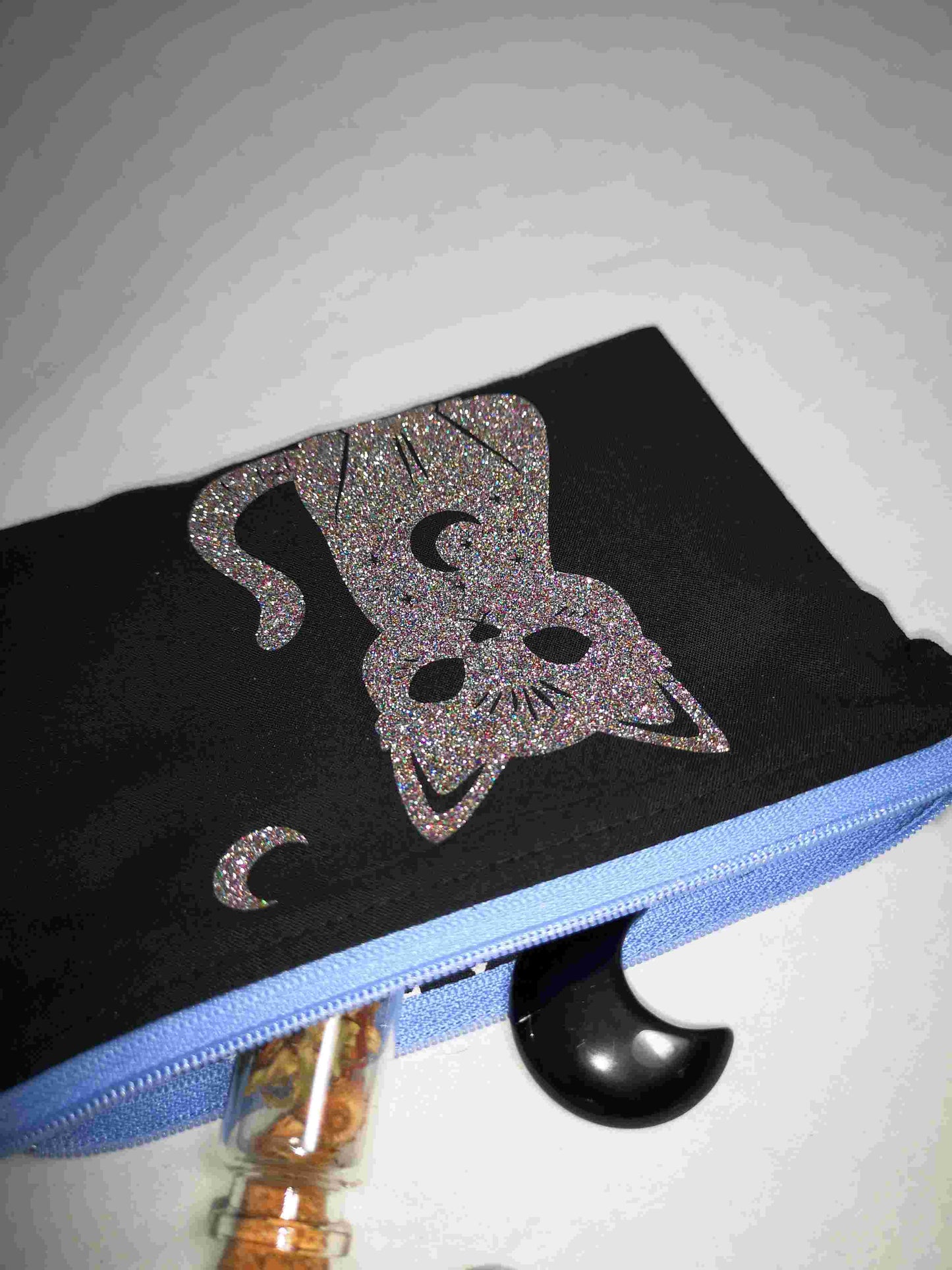 Trousse "Chat ensorcelant" en coton et pailleté