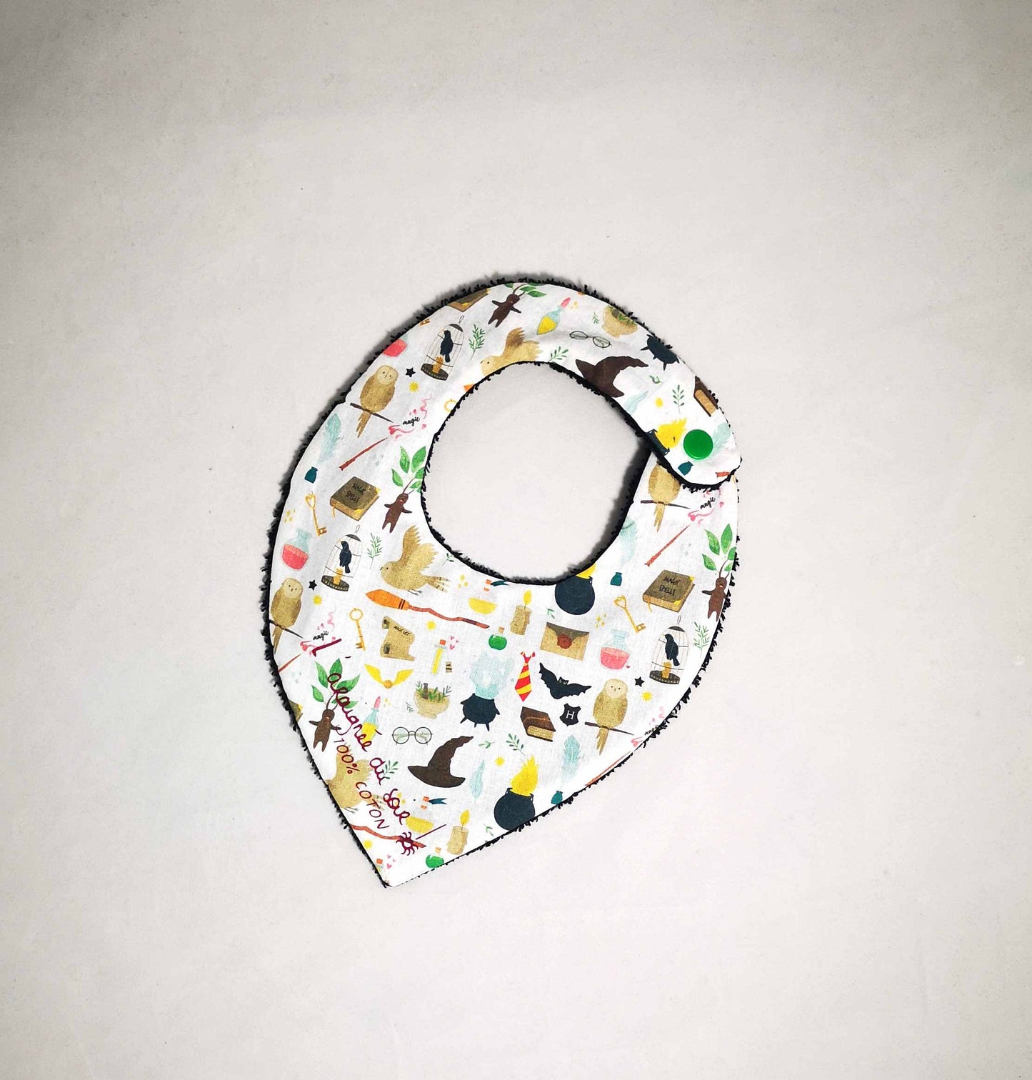 Bavoir Motifs magiques pour apprenti sorcier
