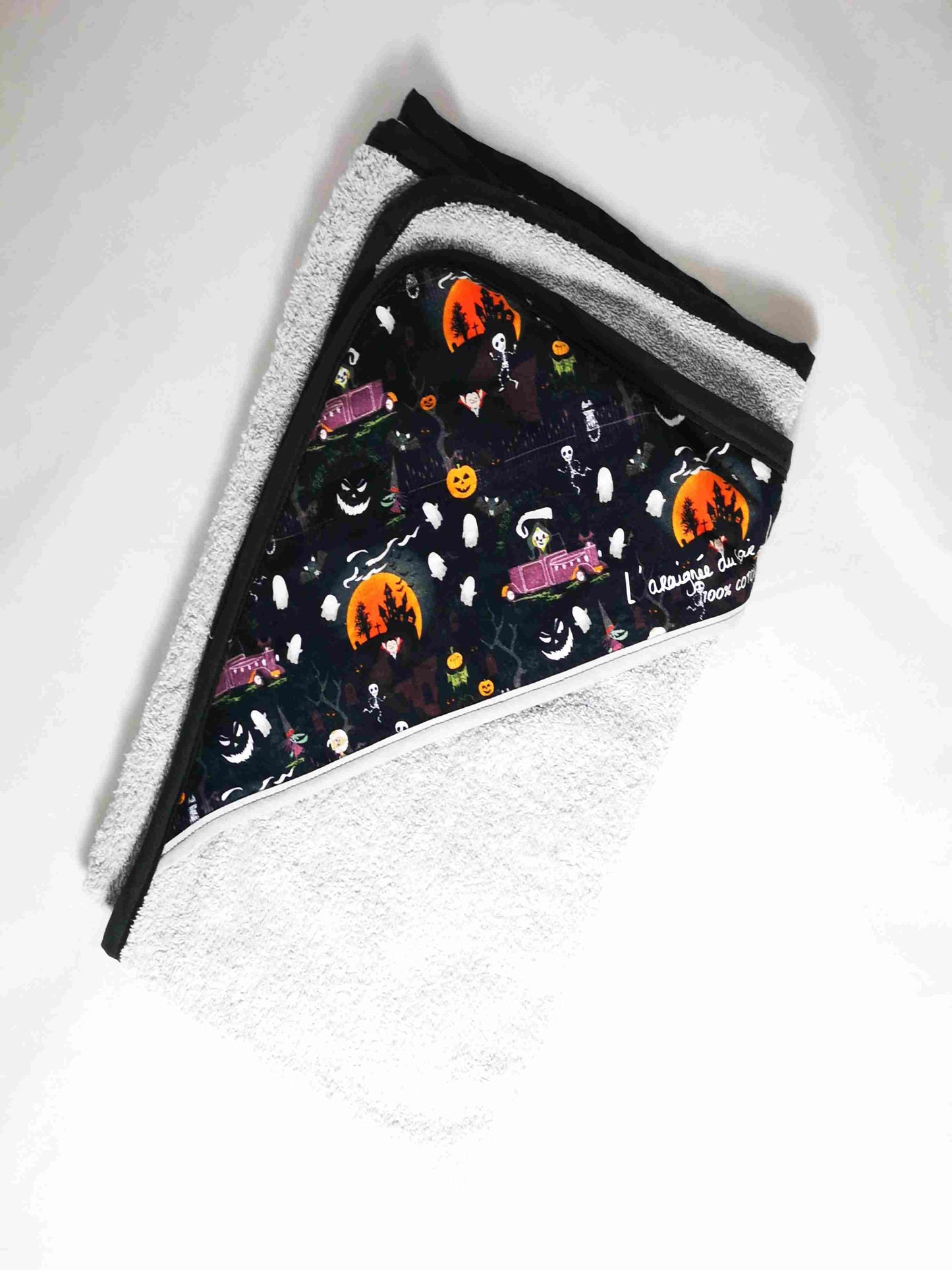 Cape de Bain Bébé soir d' Halloween - Confort en Coton et Motifs Festifs