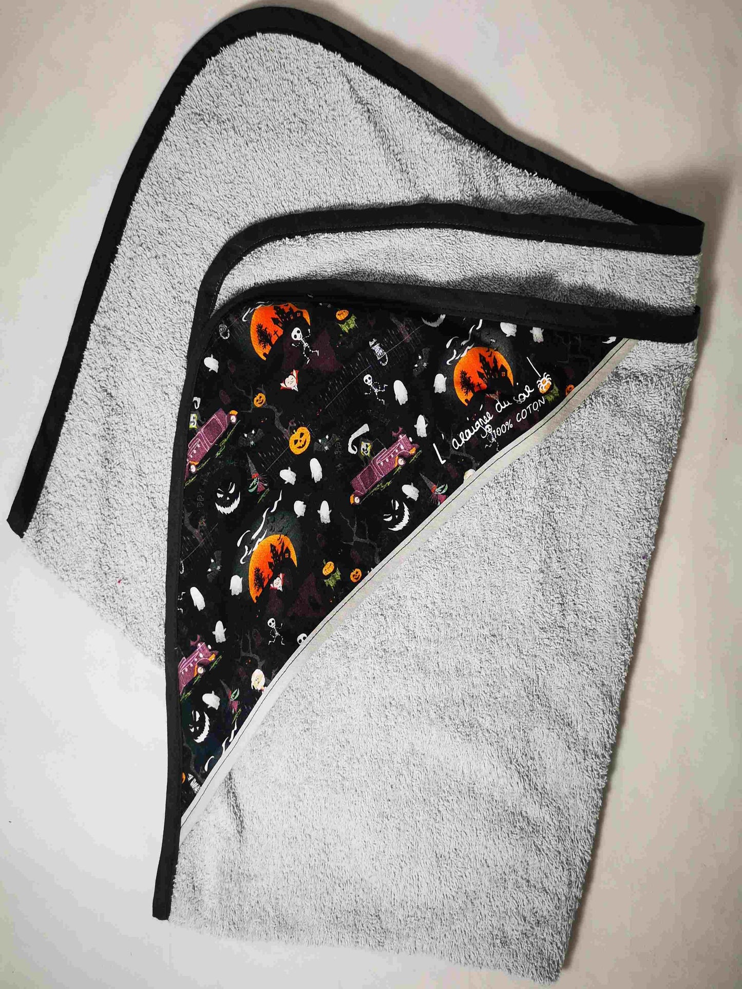 Cape de Bain Bébé soir d' Halloween - Confort en Coton et Motifs Festifs