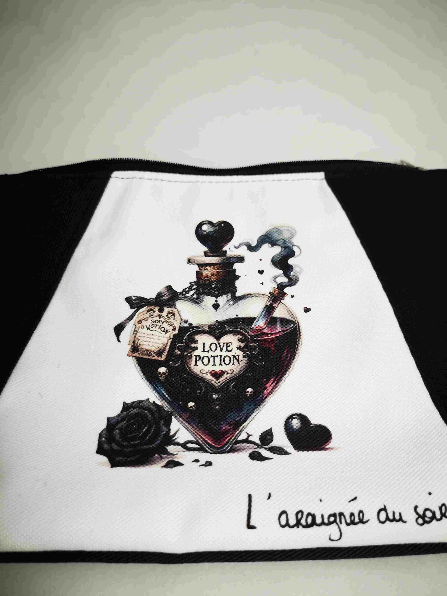 Ensemble Enchanté Saint-Valentin : Trousse et Bougie Potion d'Amour