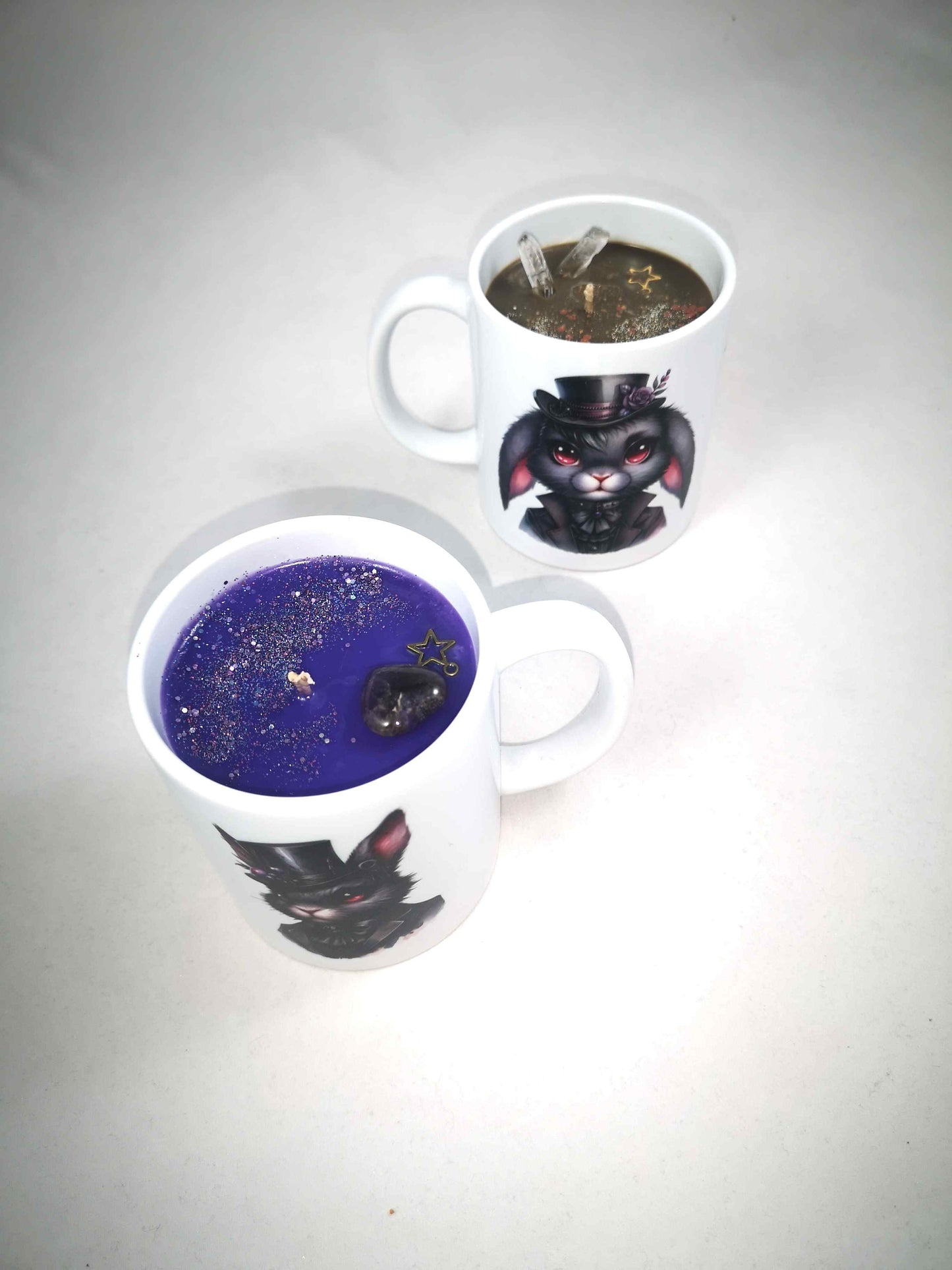 Bougie tasse Lapins Gothiques