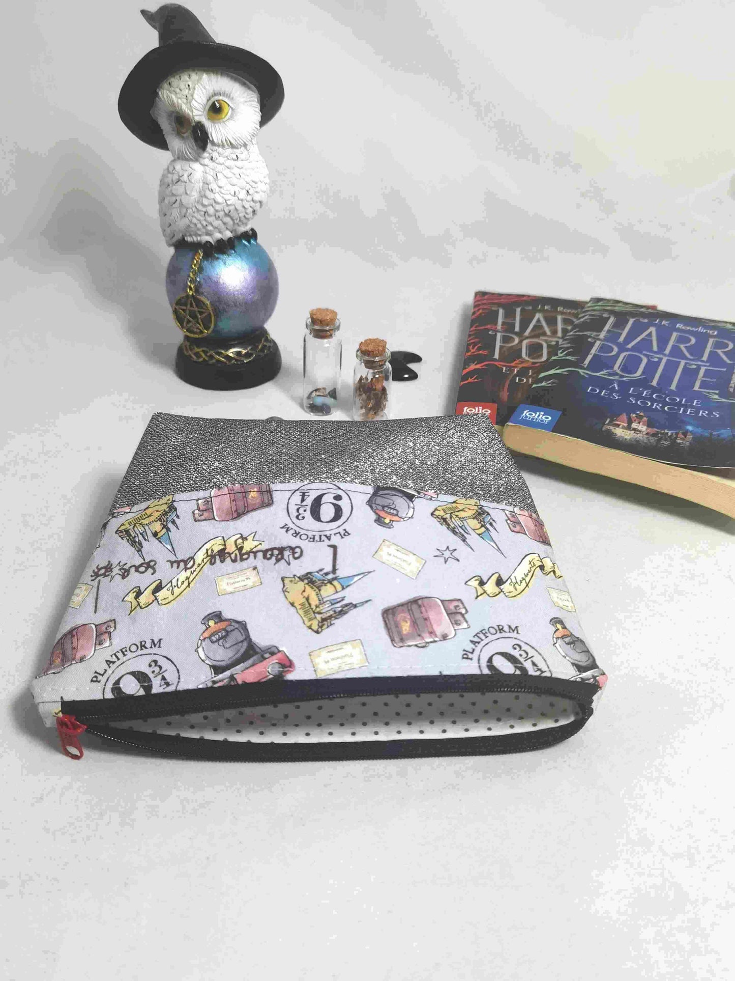 Trousse Zippée "Mystèrieux Sorcier" en Simili et Coton