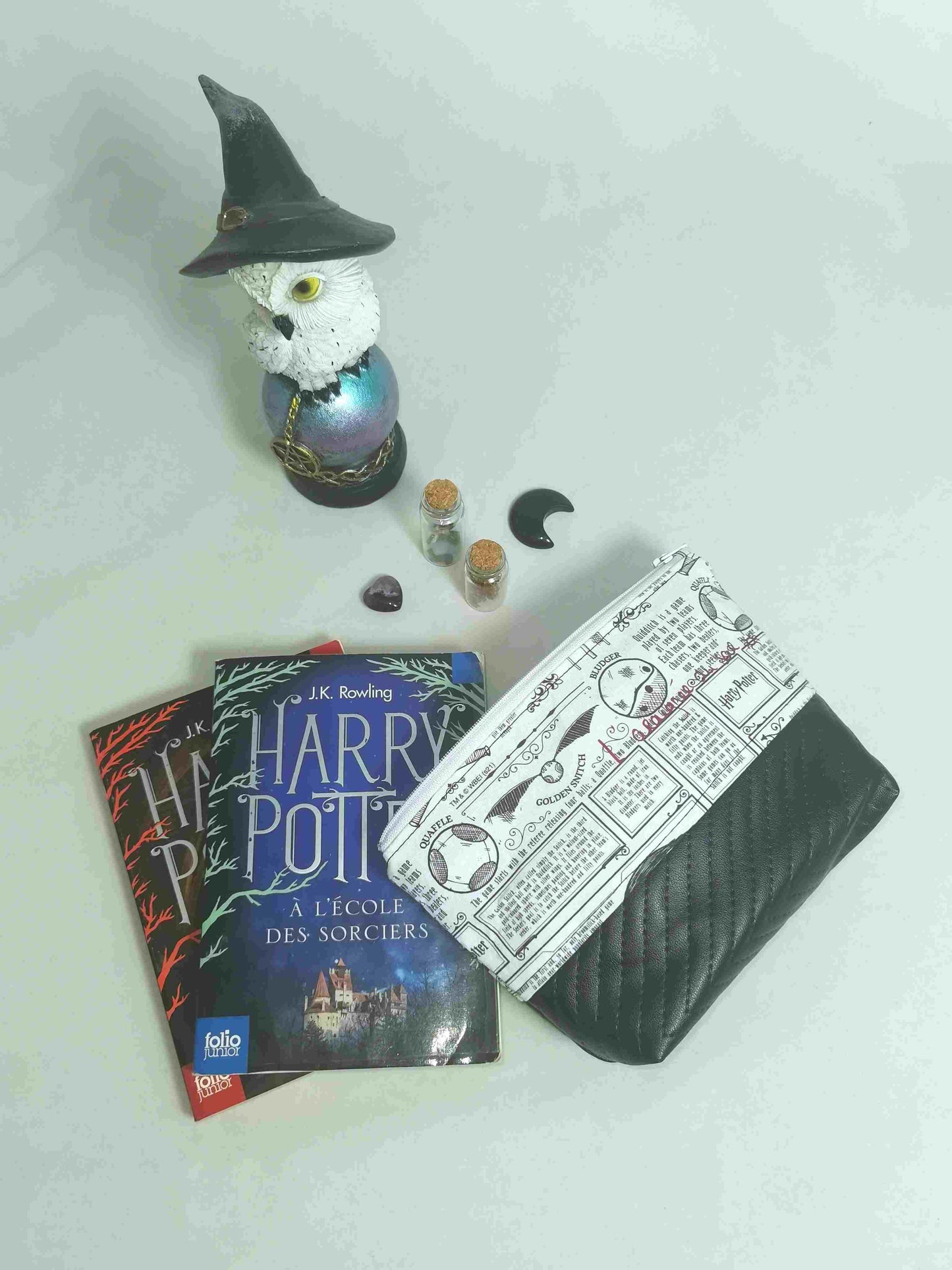 Trousse "La Gazette du Sorcier" en coton et simili