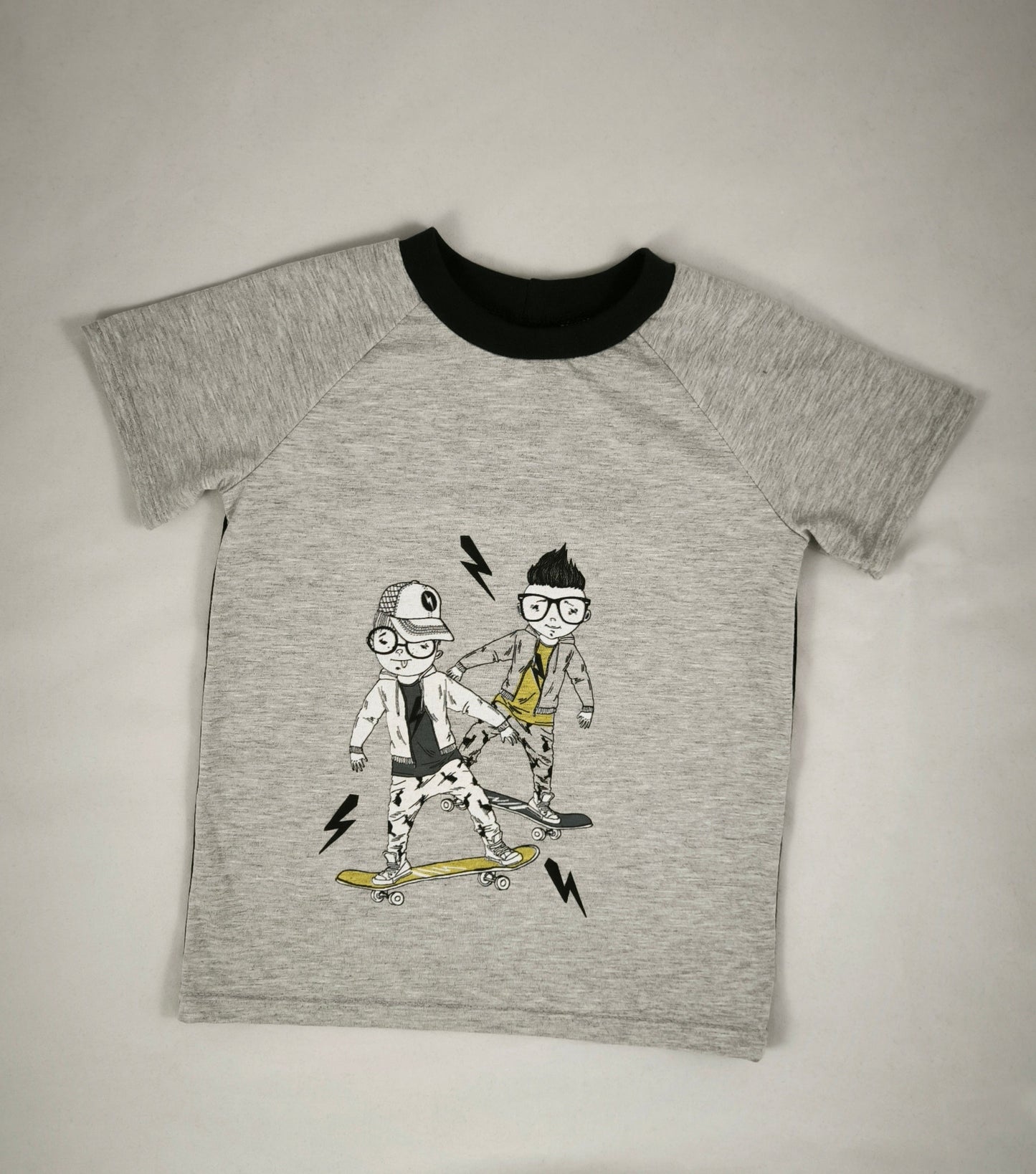 T-shirt Petis Skaters T.116cm / 6ans