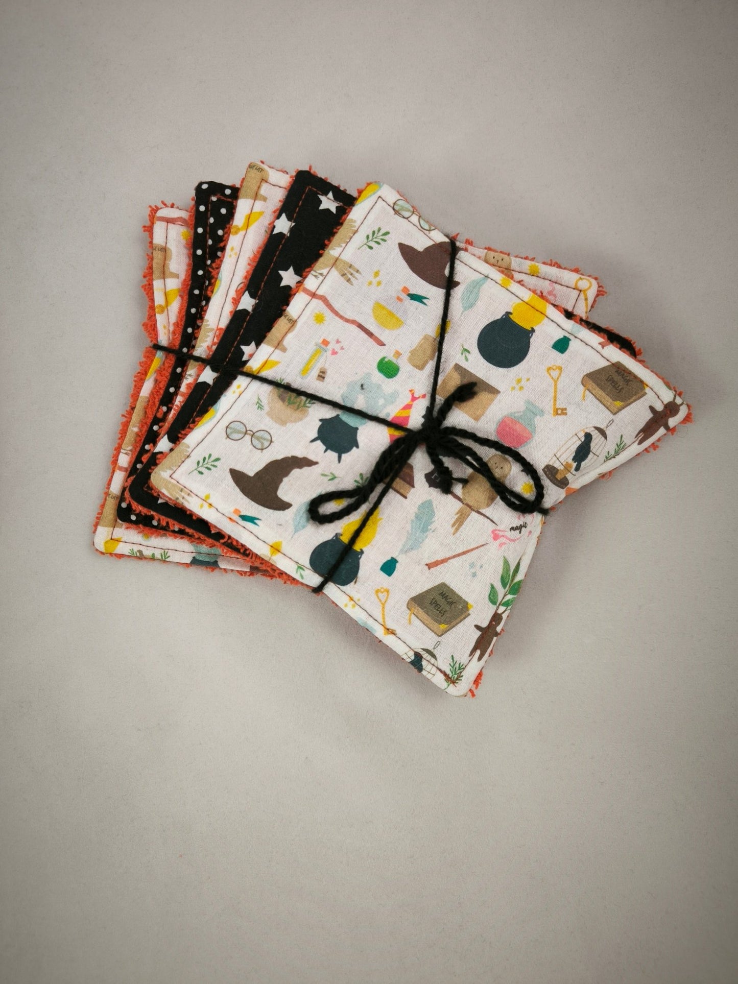 Duo Bavoir et lingettes "Petit Sorcier"