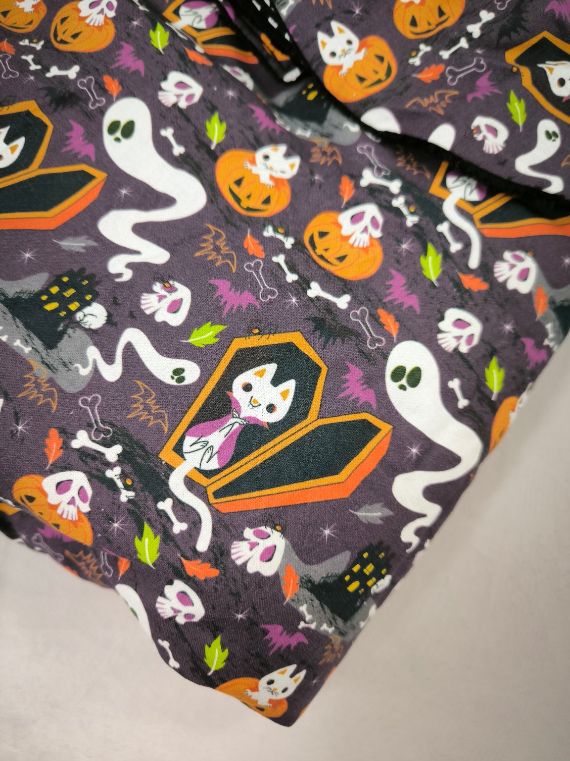 Lot pour Bébé Spécial Halloween - Couverture Douce, Bavoir et Lingettes