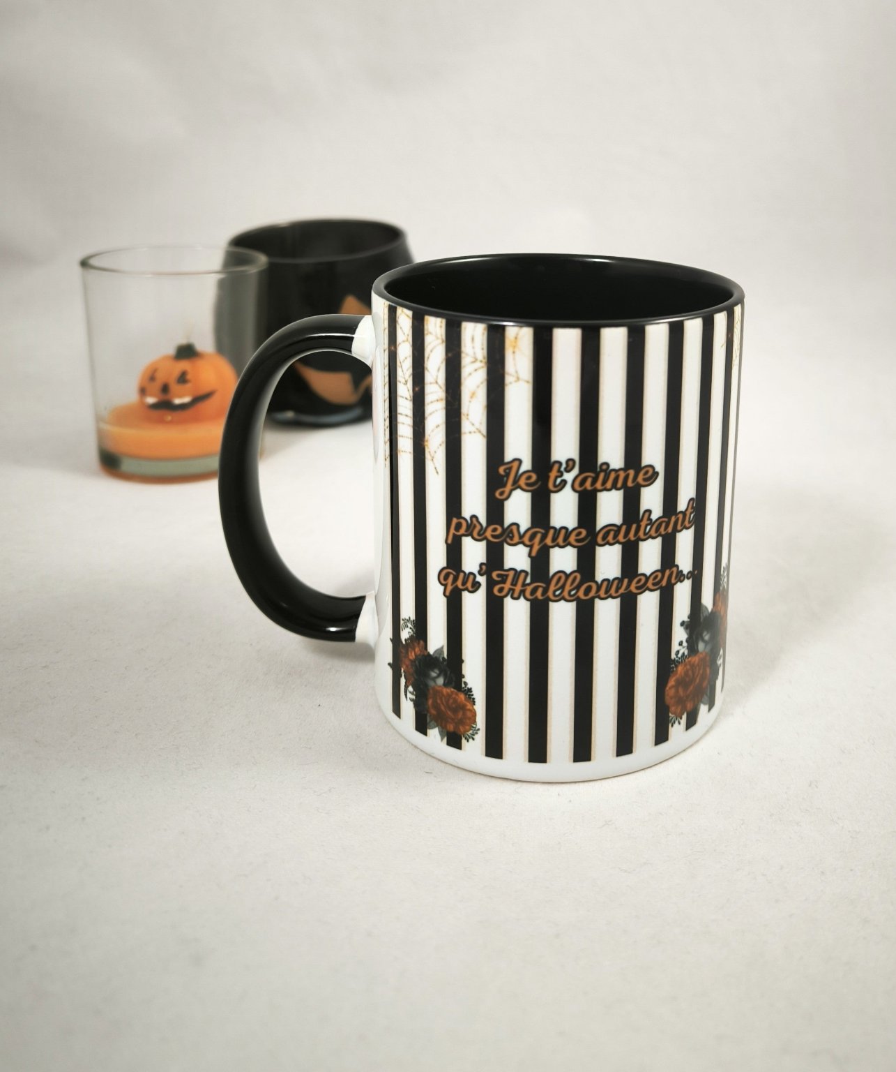 Tasse "Je t'aime presque autant qu'Halloween"