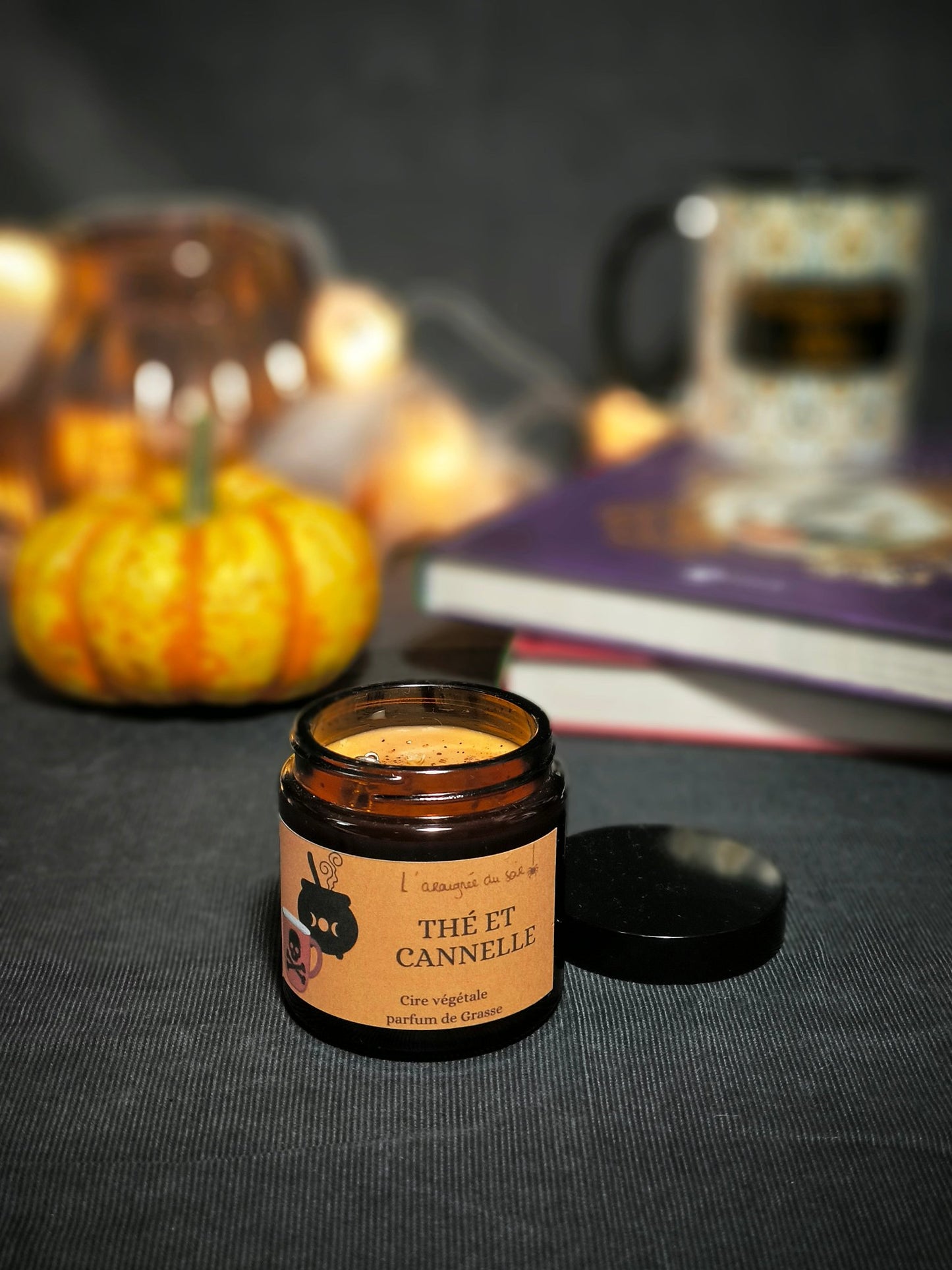 Bougie Parfumée "Thé et Cannelle" dans un Pot en verre – Édition Épices d’Automne