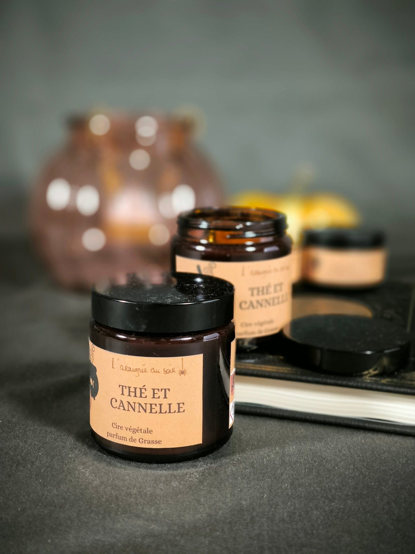 Bougie Parfumée "Thé et Cannelle" dans un Pot en verre – Édition Épices d’Automne