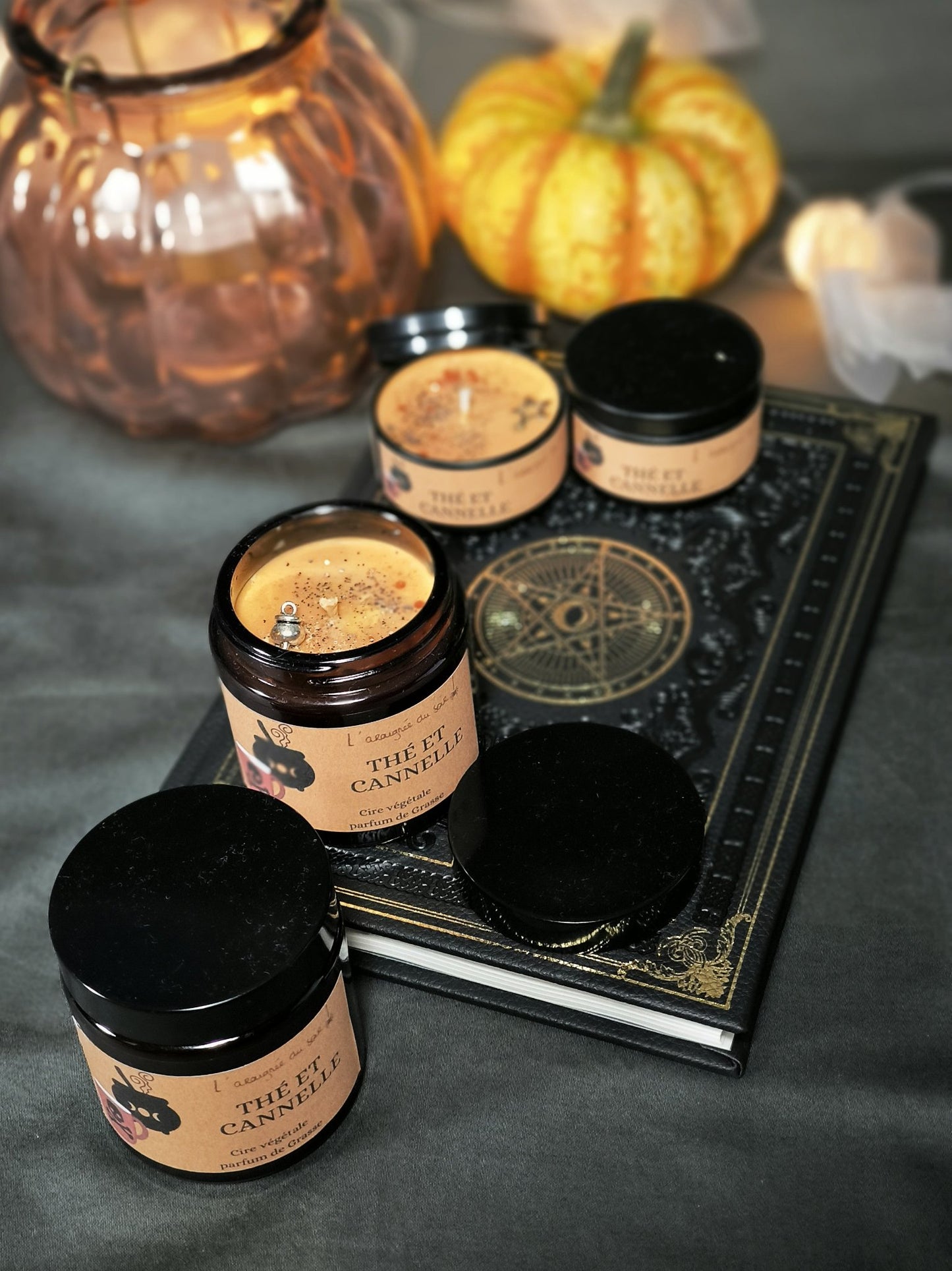 Bougie Parfumée "Thé et Cannelle" dans un Pot en verre – Édition Épices d’Automne