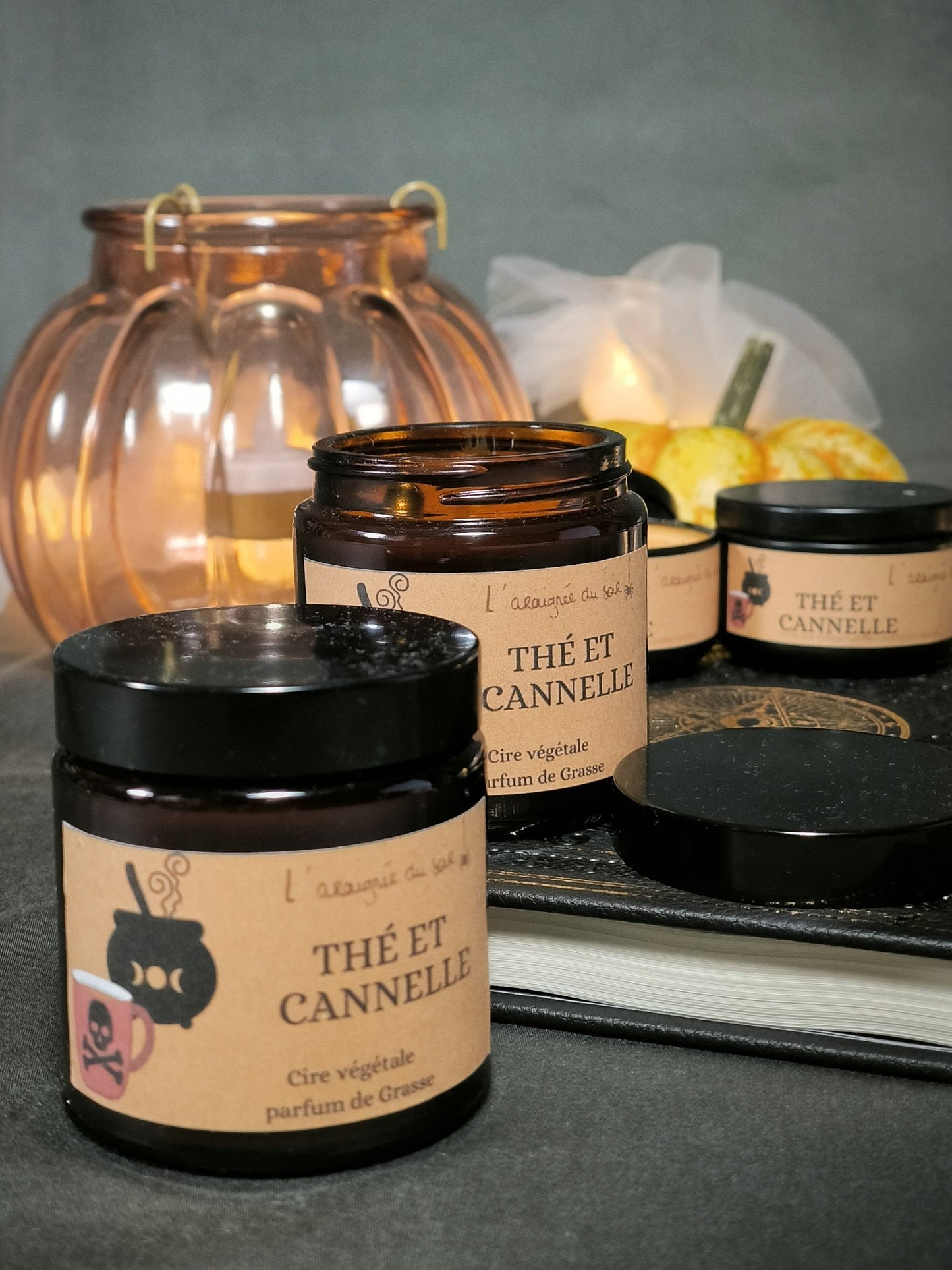 Bougie Parfumée "Thé et Cannelle" dans un Pot en verre – Édition Épices d’Automne