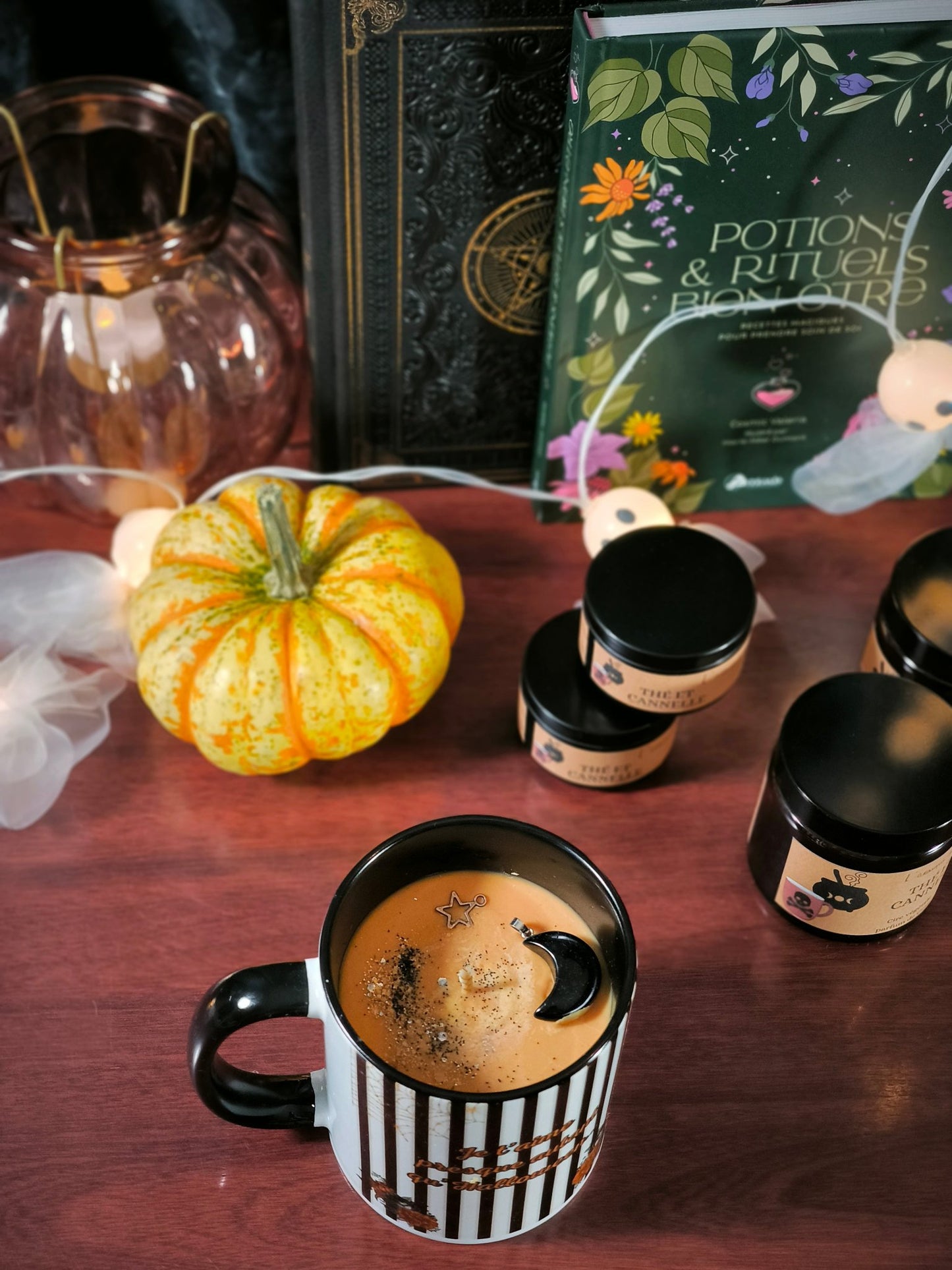 Bougie Parfumée "Thé et Cannelle" dans un Mug – Édition Epices d'automne