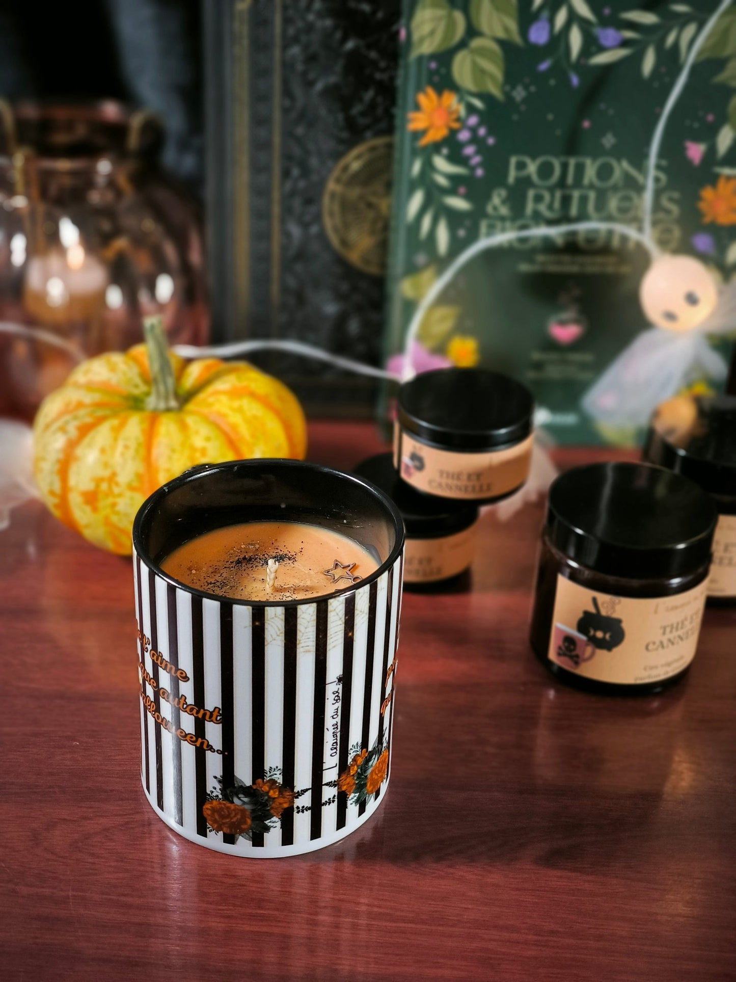 Bougie Parfumée "Thé et Cannelle" dans un Mug – Édition Epices d'automne