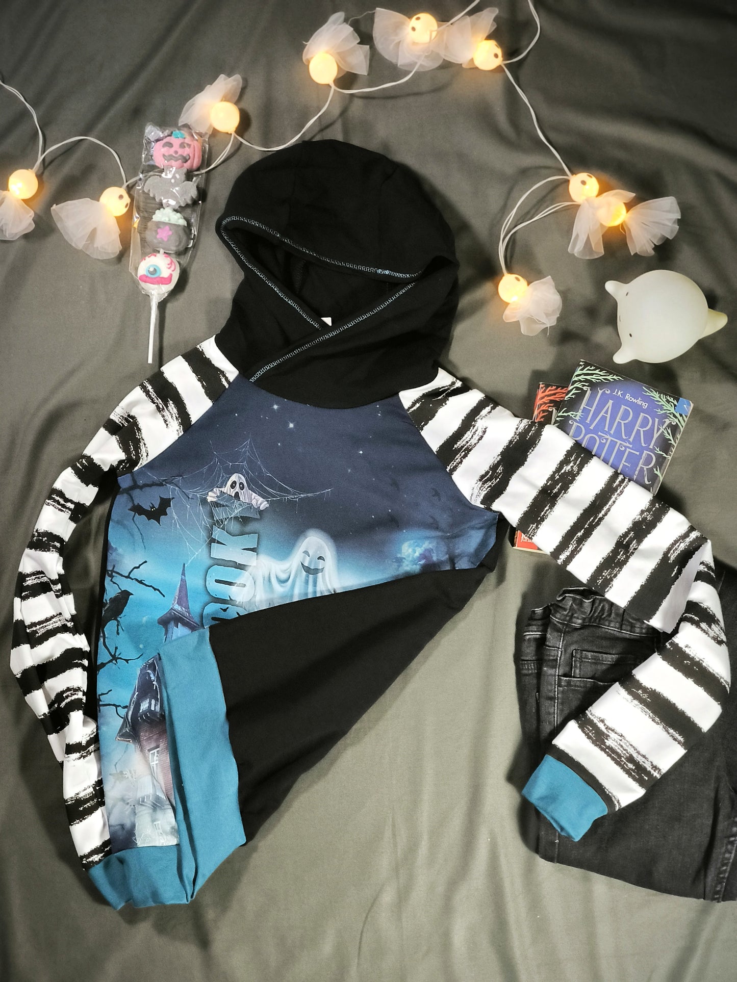 Sweat a capuche Spooky T.12 ans/152 cm