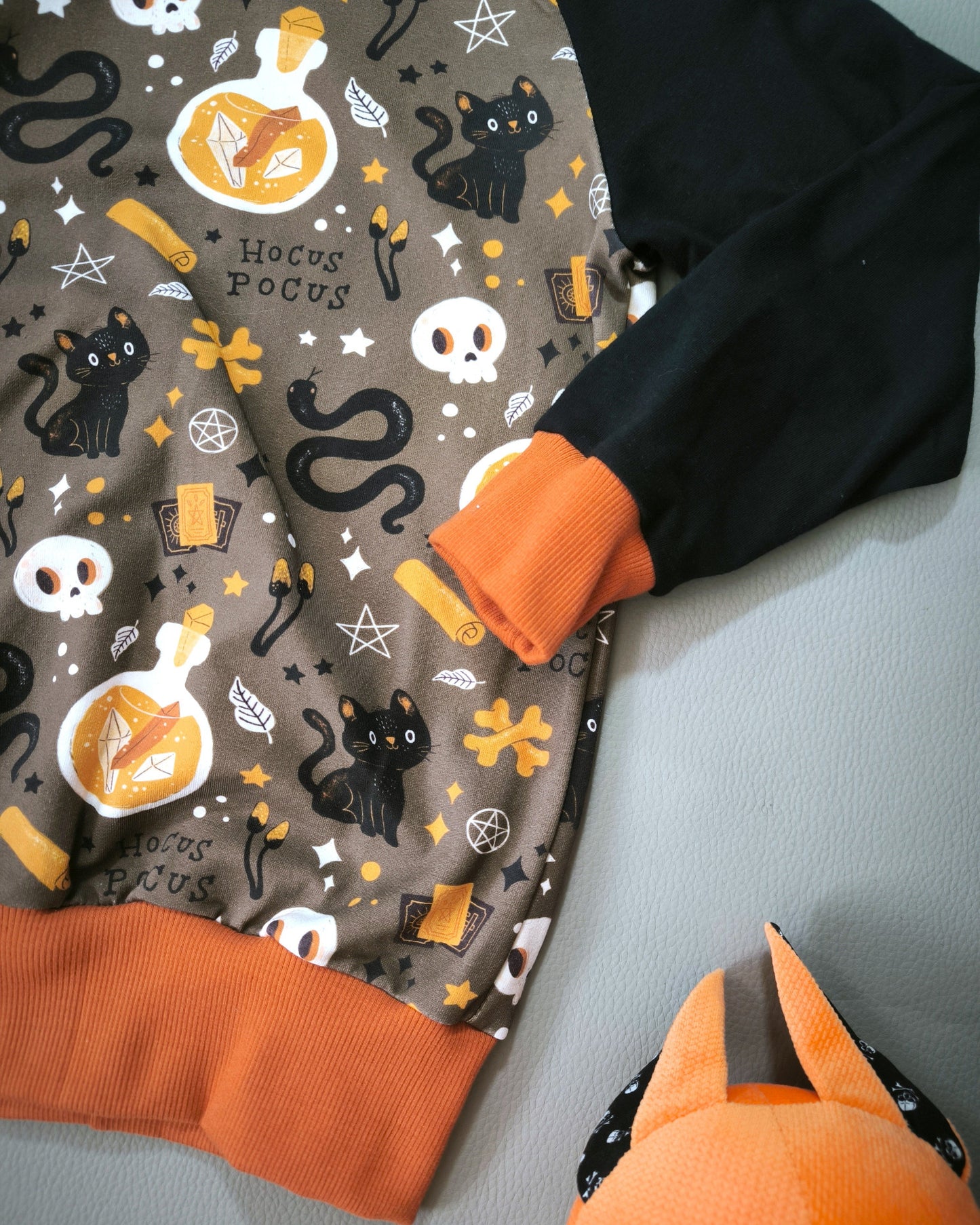 Sweat à capuche Hocus Pocus T.3 ans/98 cm