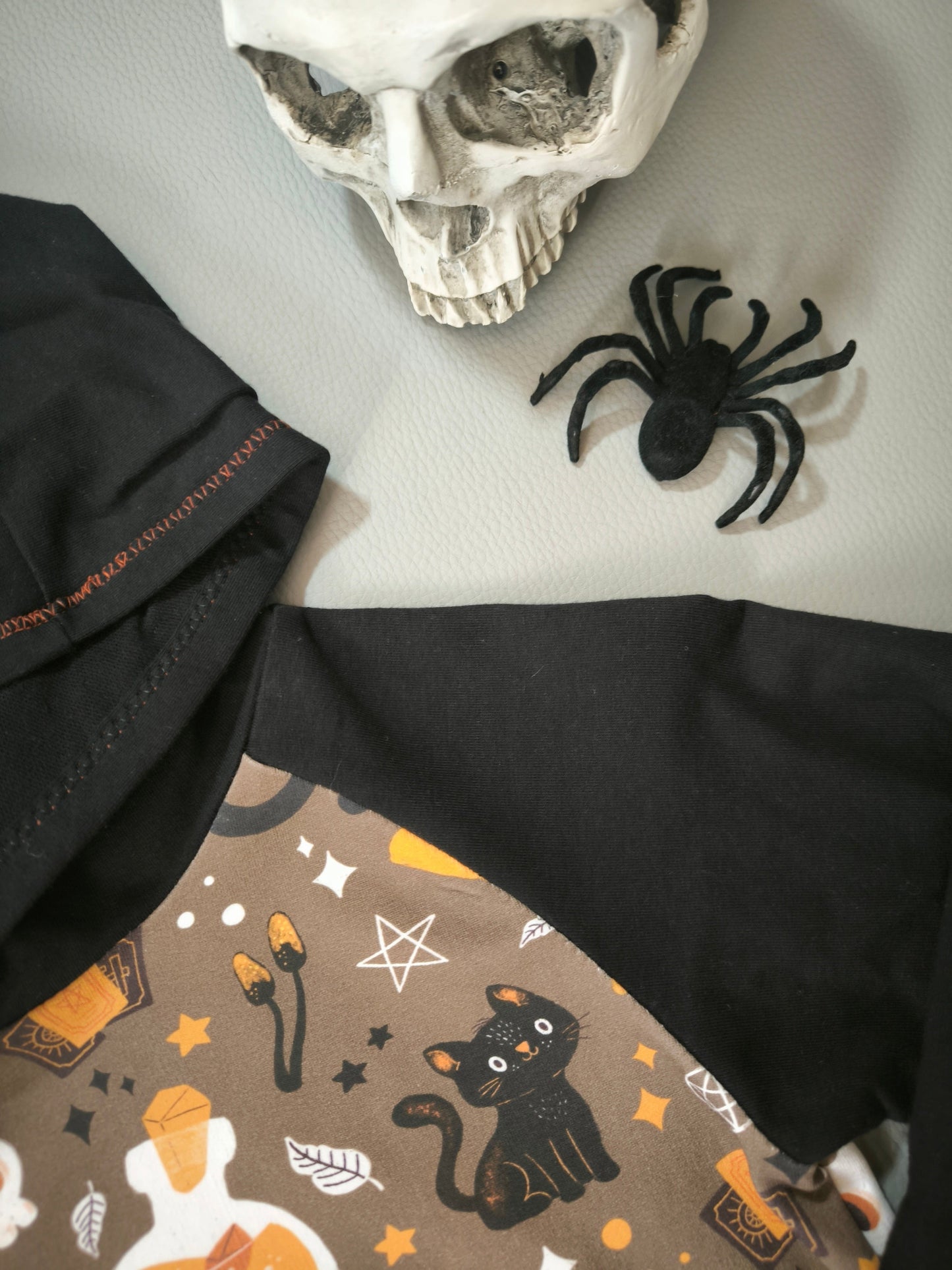 Sweat à capuche Hocus Pocus T.3 ans/98 cm