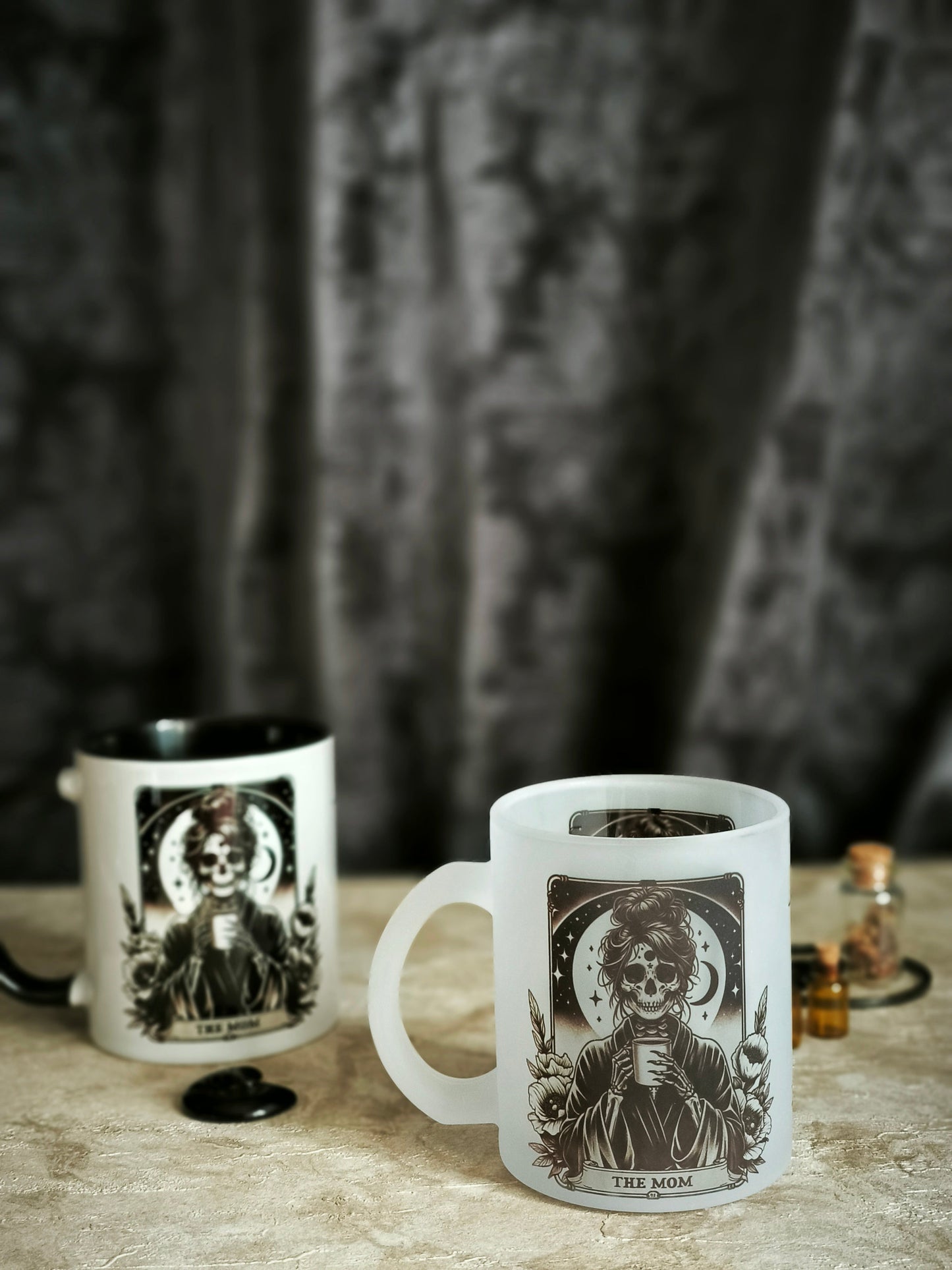 Tasse "La mère des ombres" — Édition Gothique Fête des Mères