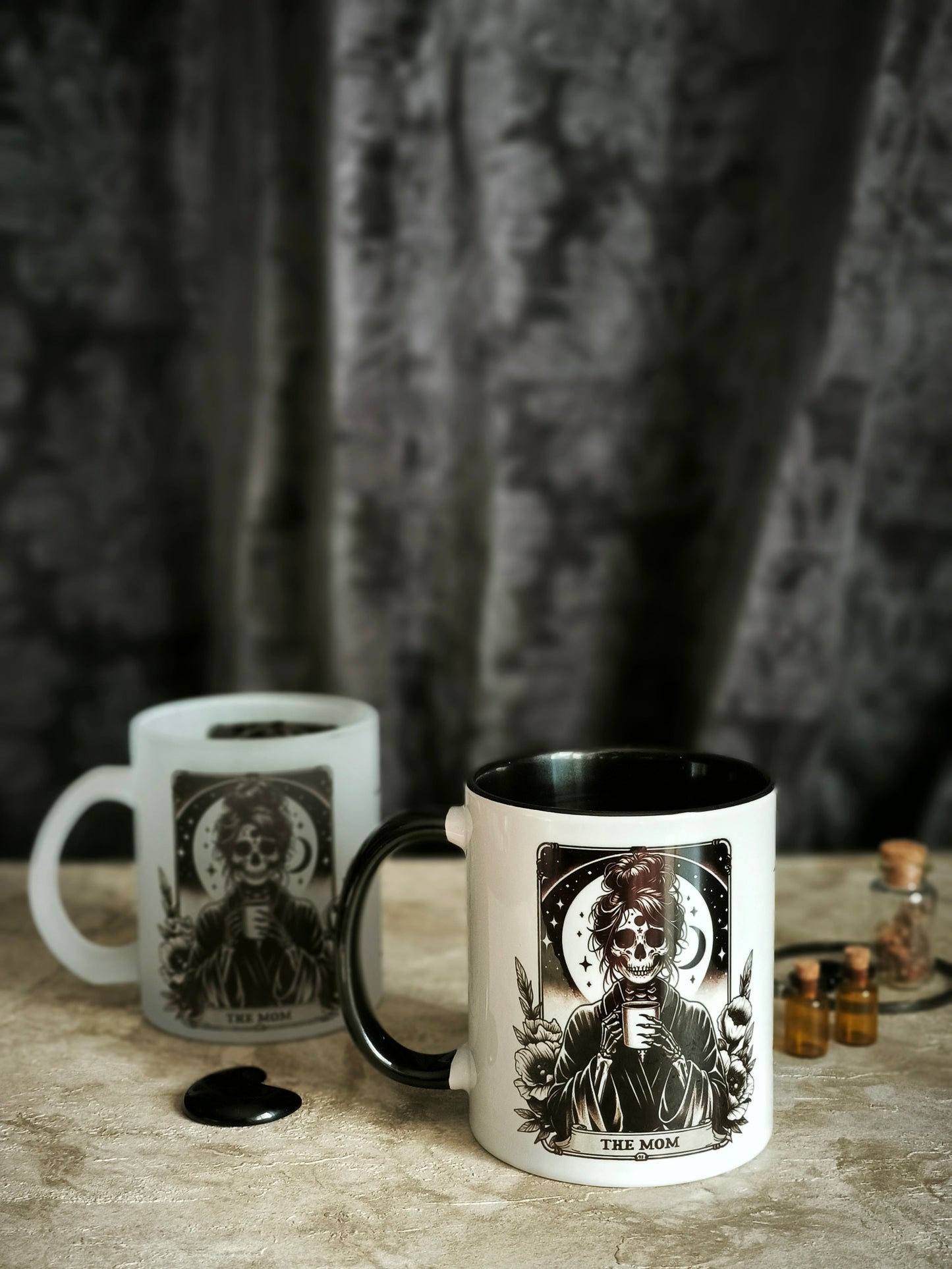 Tasse "La mère des ombres" — Édition Gothique Fête des Mères