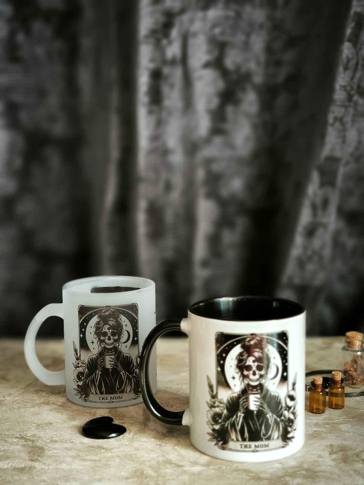 Tasse "La mère des ombres" — Édition Gothique Fête des Mères