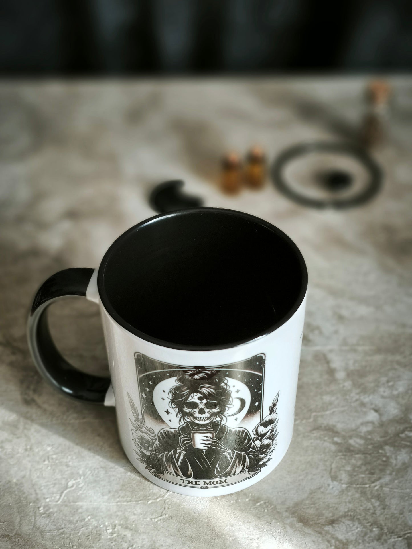 Tasse "La mère des ombres" — Édition Gothique Fête des Mères