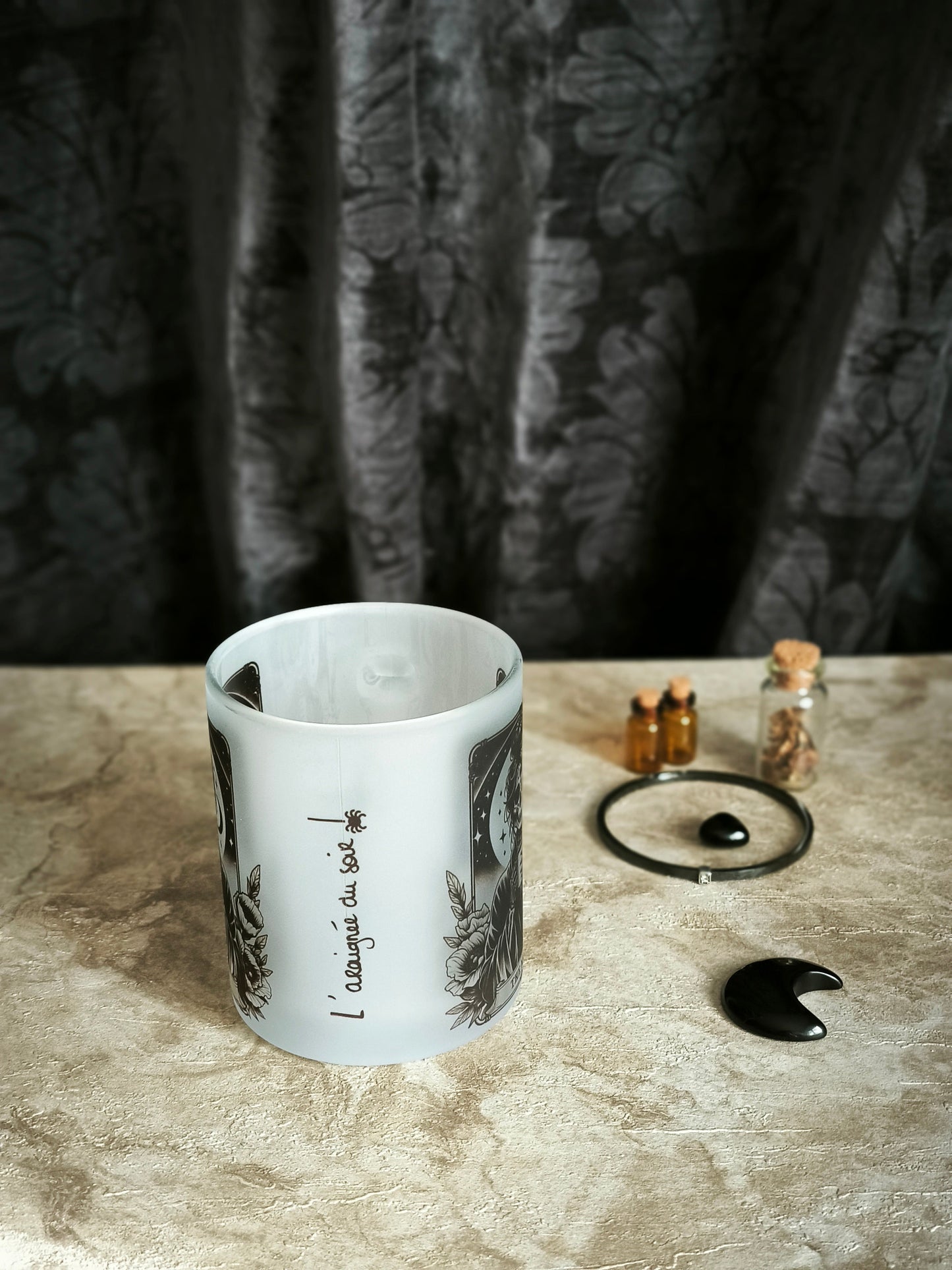 Tasse "La mère des ombres" — Édition Gothique Fête des Mères