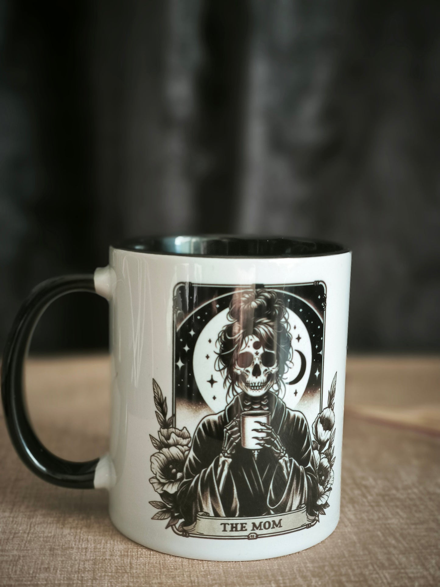 Bougie-tasse "la mère des ombres" - Édition Douceur & Intuition