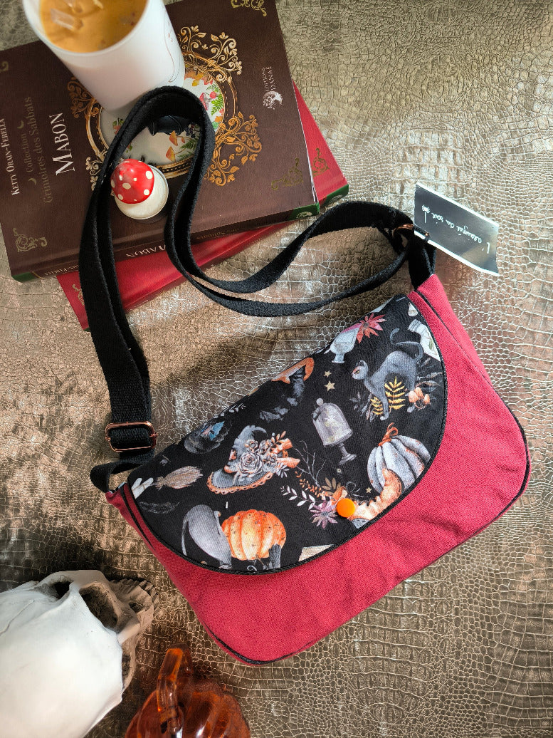 Sac besace sorcière bordeaux & noir – Pièce unique