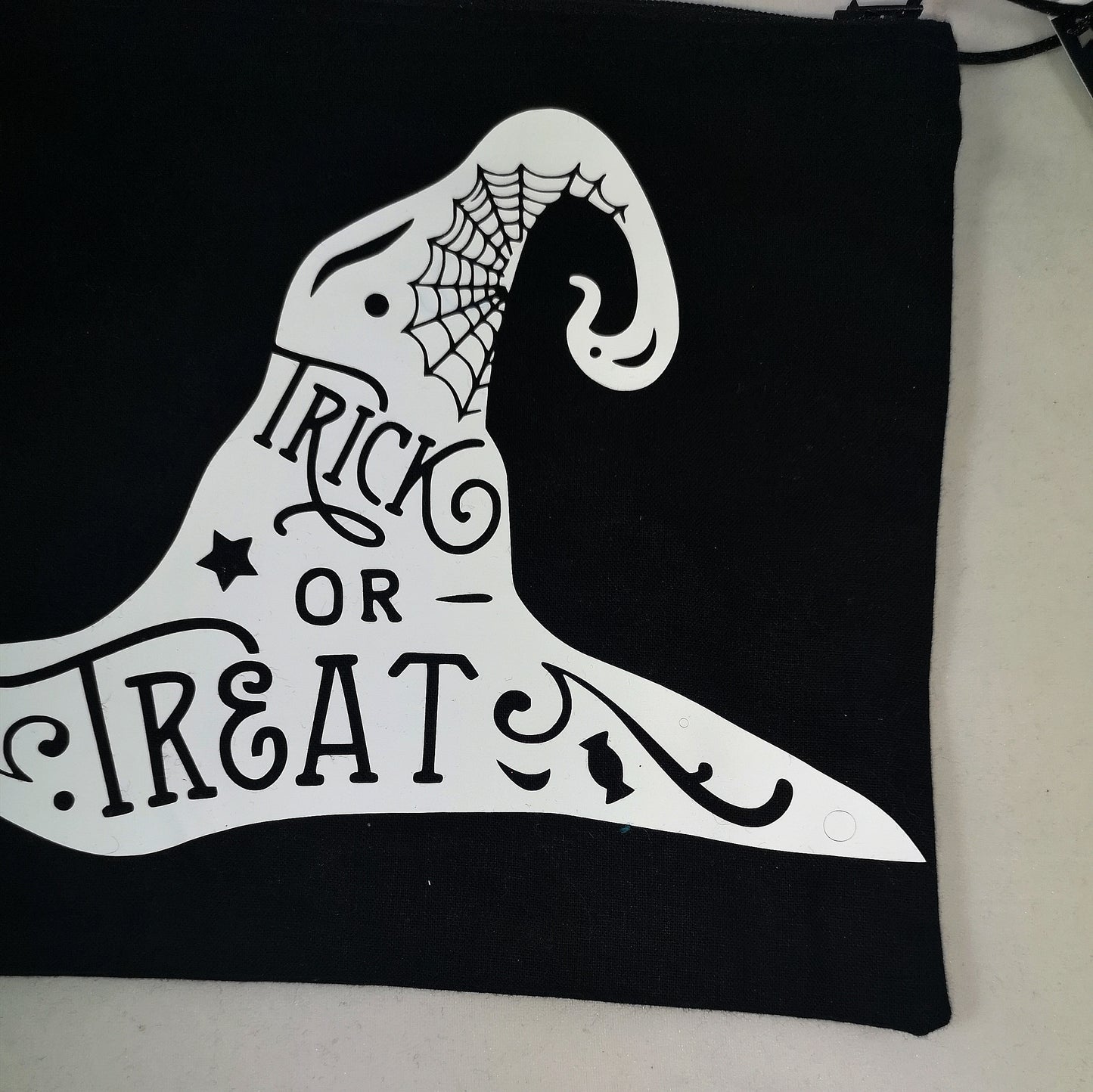 Trousse plate Mon Chapeau de Sorciere