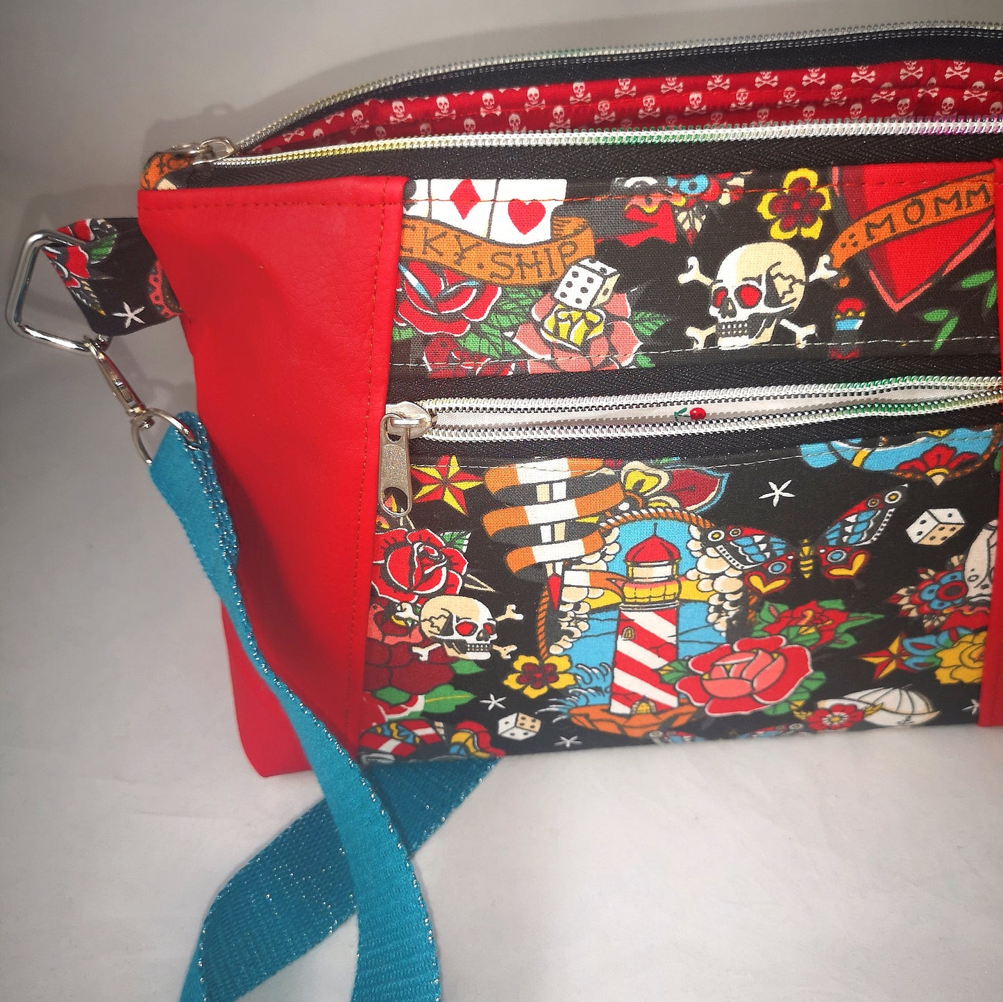 Pochette à bandoulière Tattoo old school