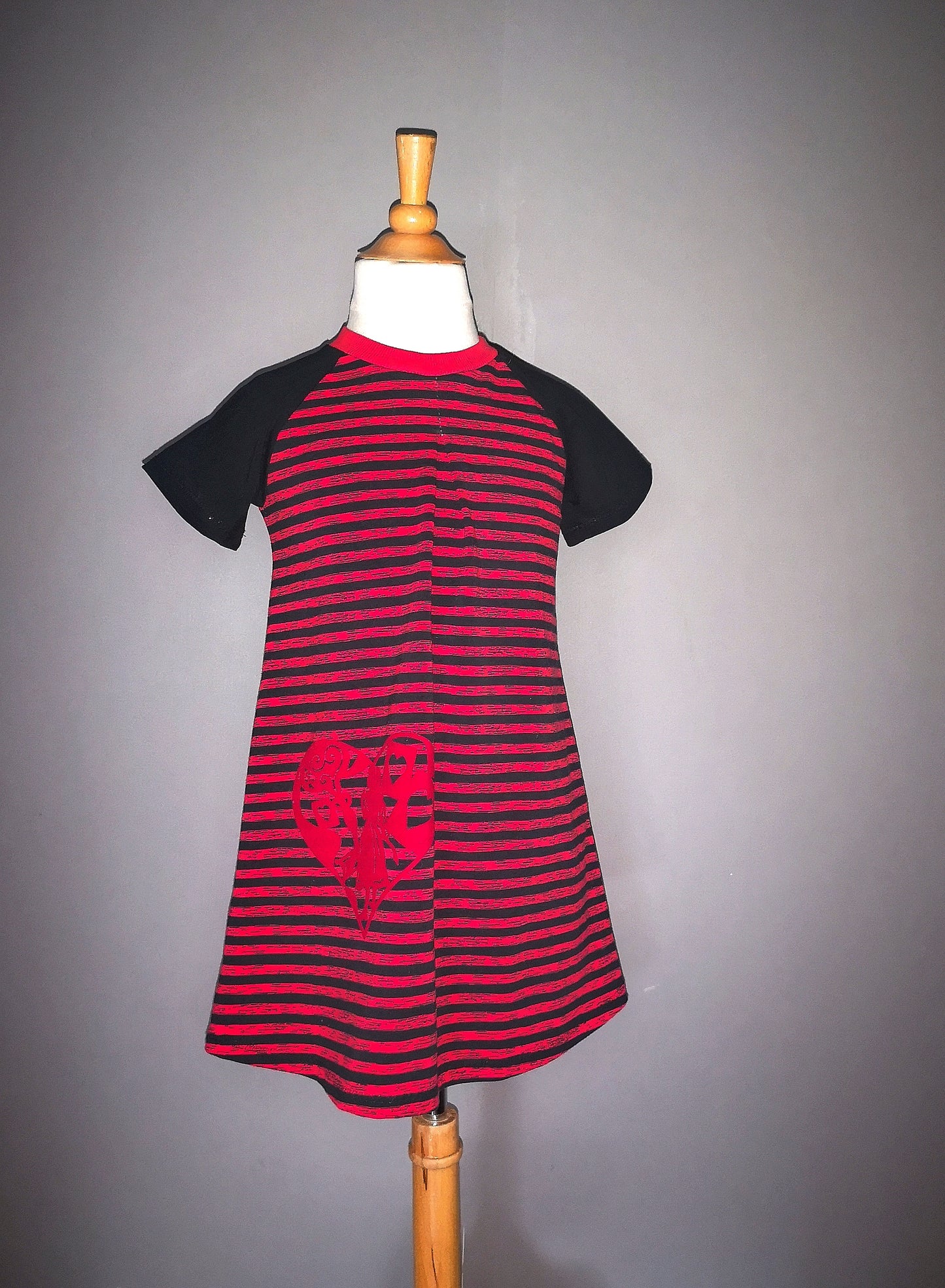 Robe Reine de coeur T.5ANS