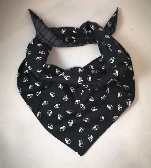 Foulard Triangle Carreaux
