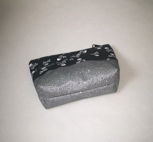 Trousse Crânes et pailettes