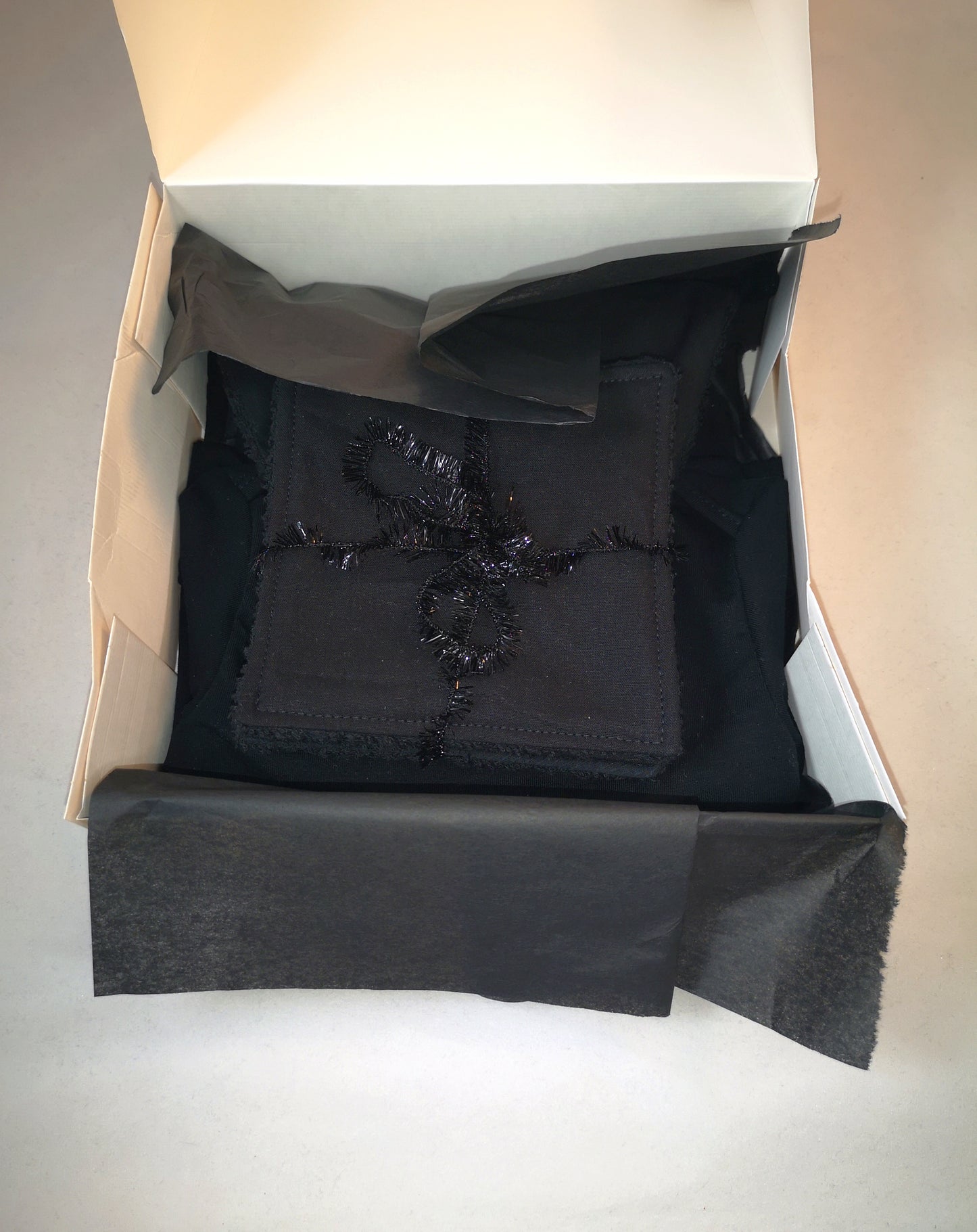 Box bébé Collection NOIRE 56cm (3a6m)
