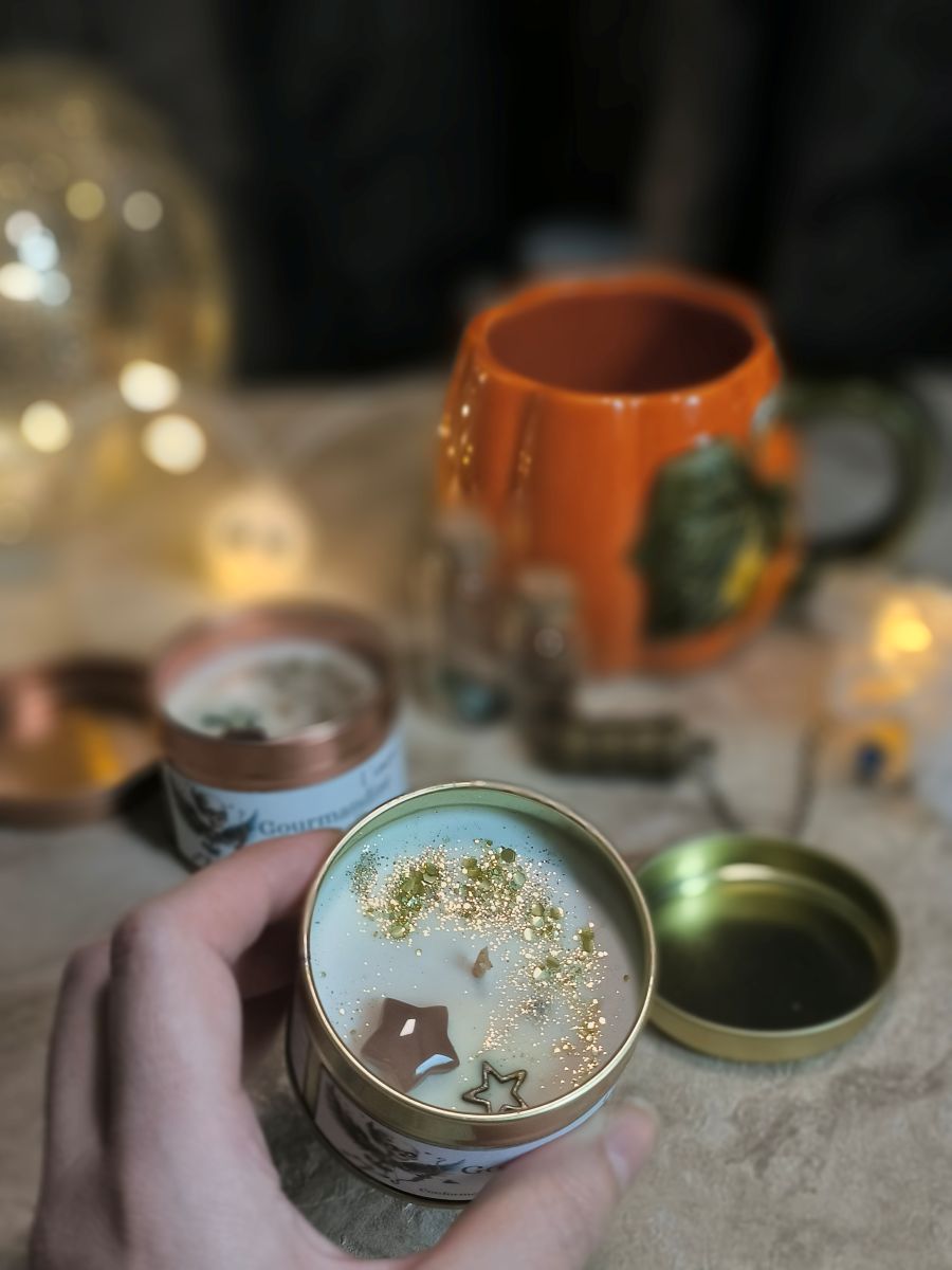 Bougie pot métal - Gourmandise Mortelle (parfum Amande)