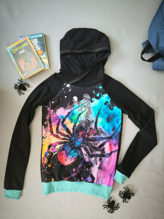 Sweat à capuche enfant araignée colorée – noir et vert tendre – taille 12 ans (modèle unique, fait main)