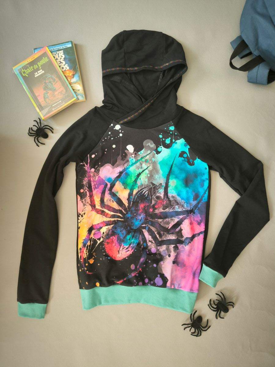 Sweat à capuche enfant araignée colorée – noir et vert tendre – taille 12 ans (modèle unique, fait main)
