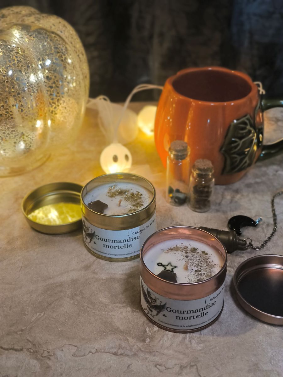 Bougie pot métal - Gourmandise Mortelle (parfum Amande)