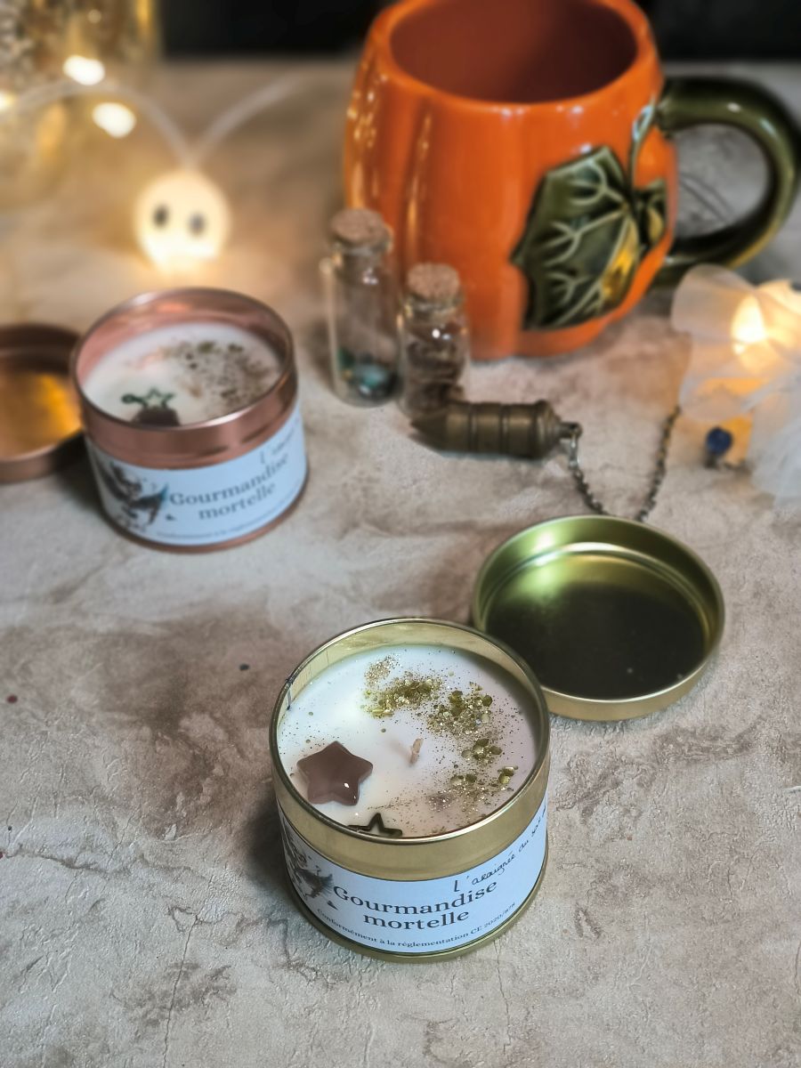 Bougie pot métal - Gourmandise Mortelle (parfum Amande)
