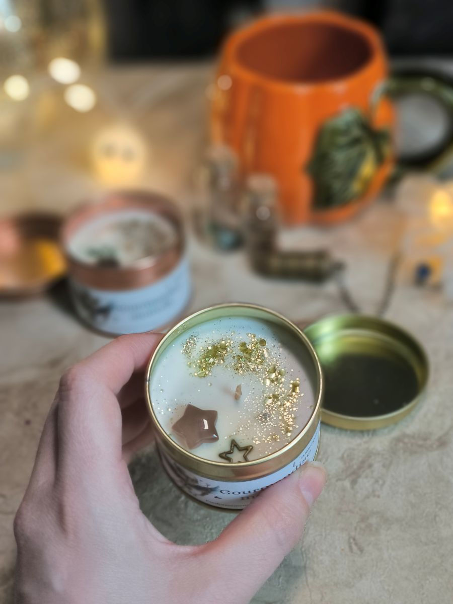 Bougie pot métal - Gourmandise Mortelle (parfum Amande)