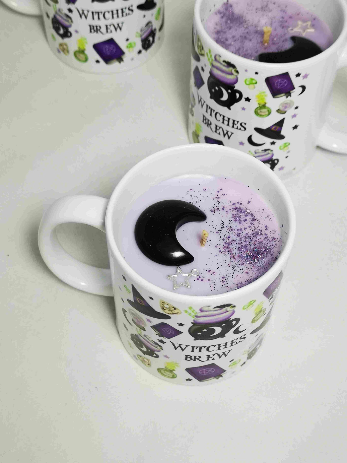 Bougie mug Chaudron de la Sorcière