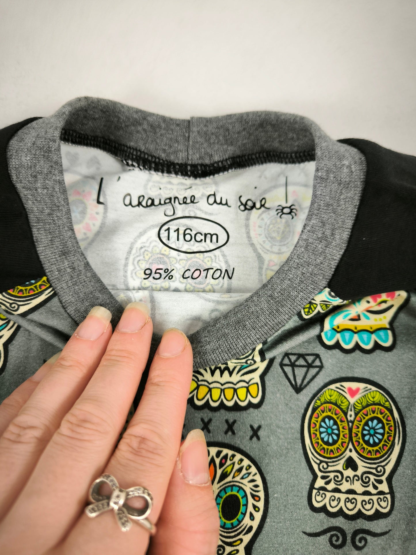 T-shirt Les calaveras T.116cm/6 ans