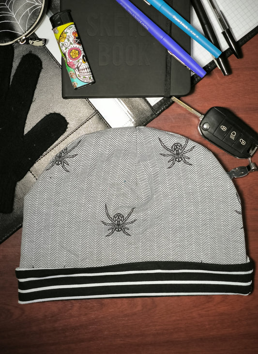 Bonnet réversible en jersey Araignées et rayé *adulte*