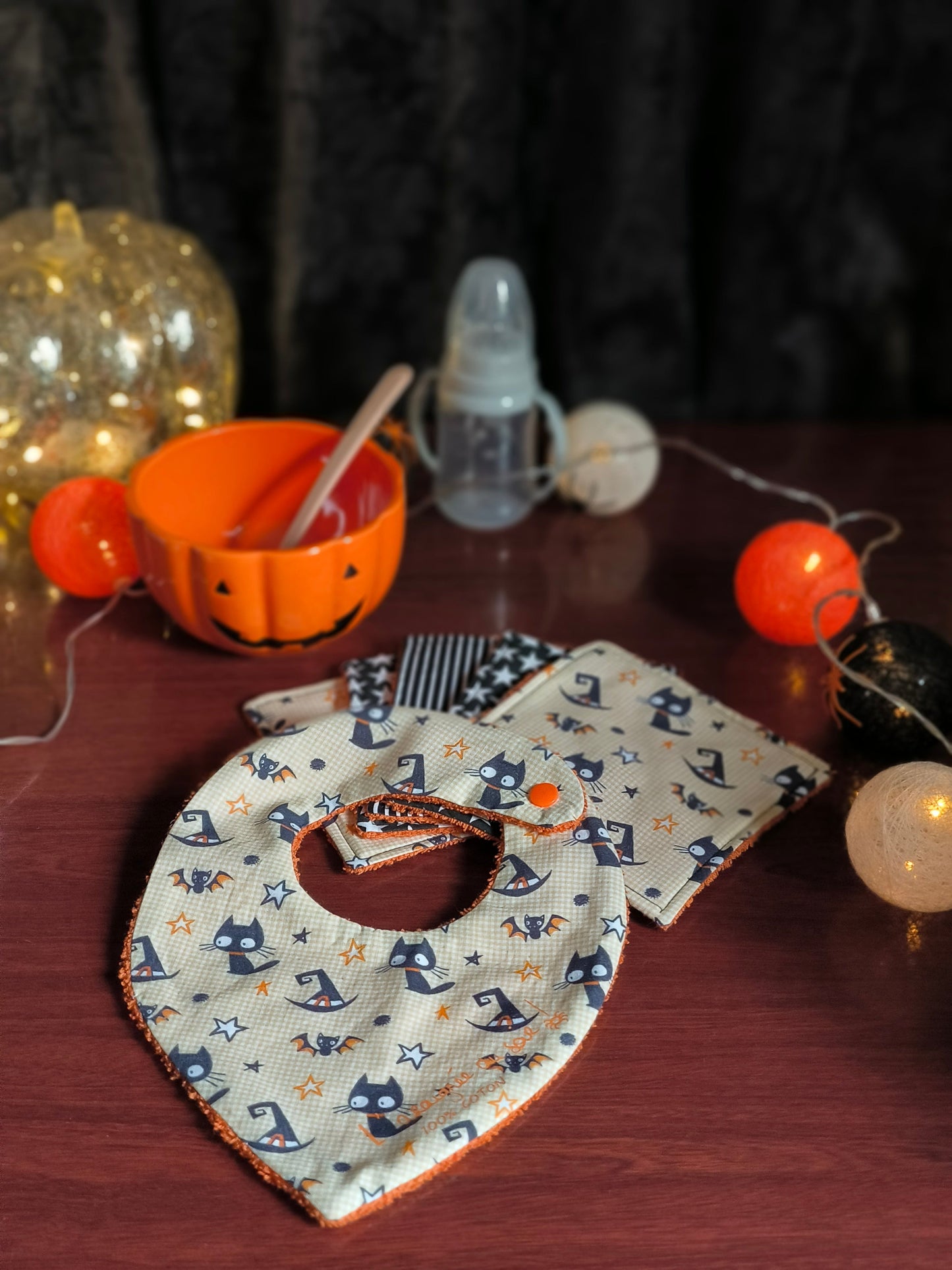 Duo bavoir et lingettes lavables - petits chats sorciers